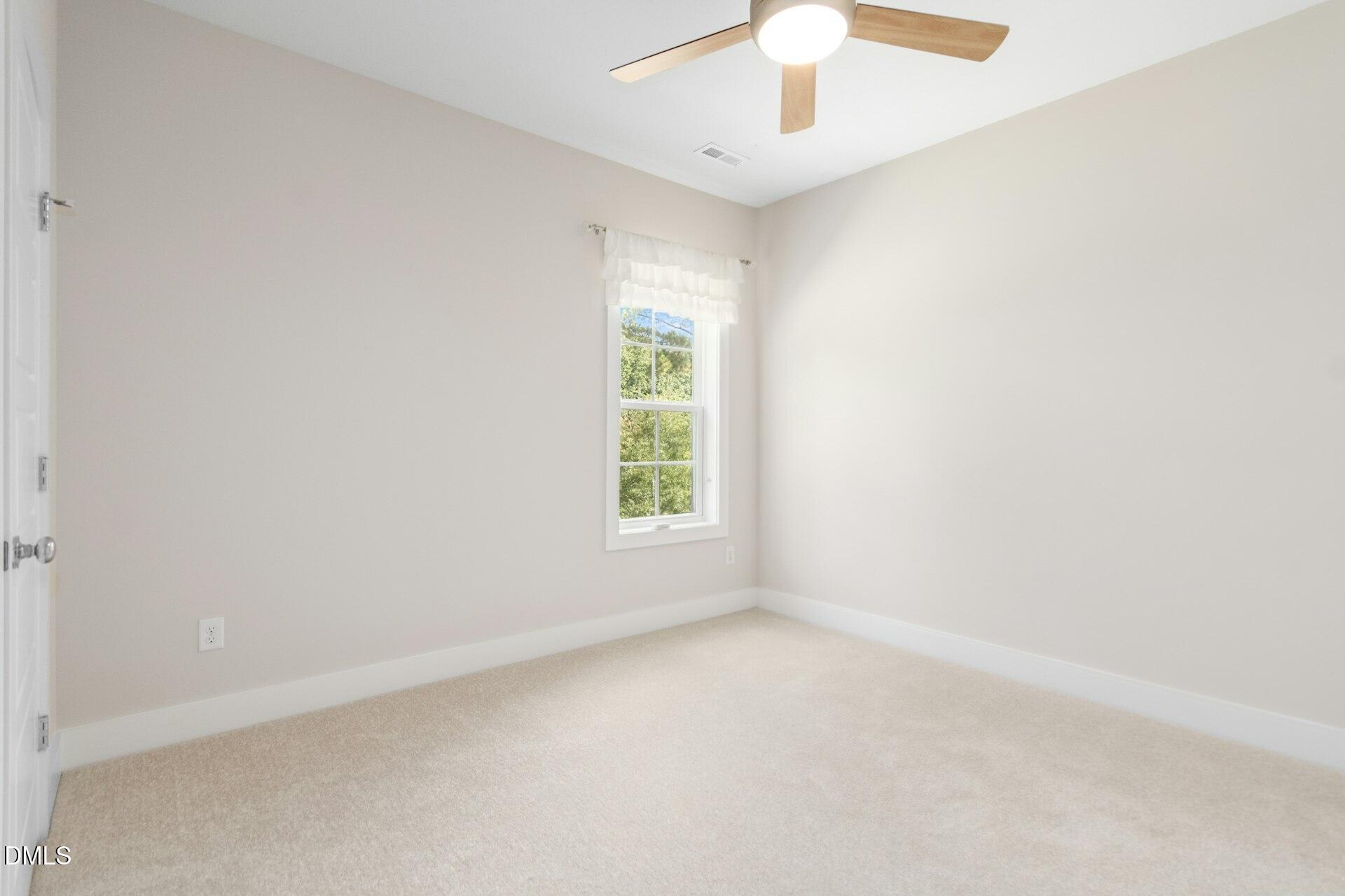 562 Beacon Ridge Boulevard