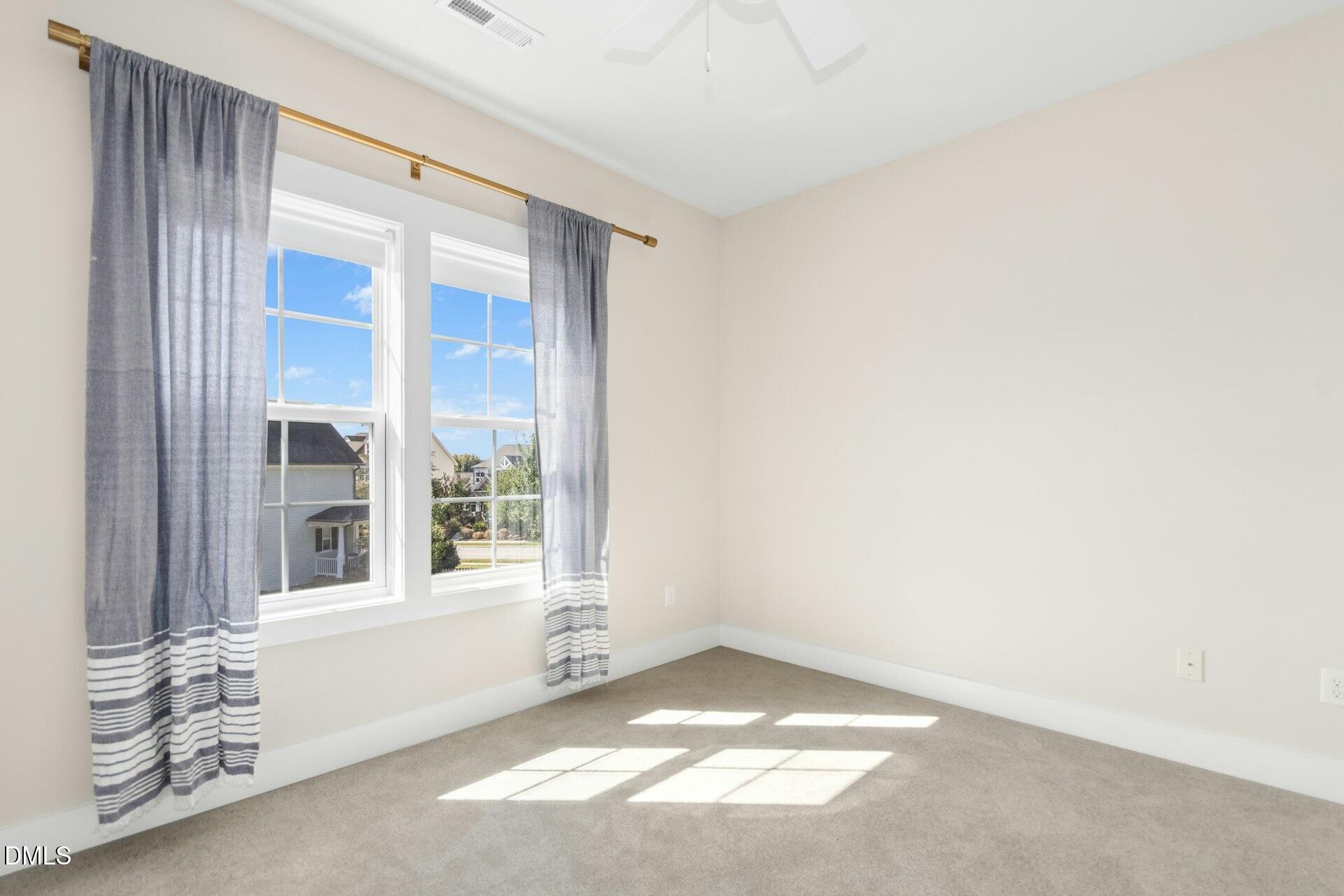 562 Beacon Ridge Boulevard