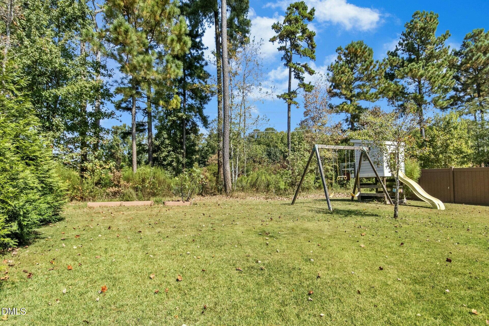 562 Beacon Ridge Boulevard