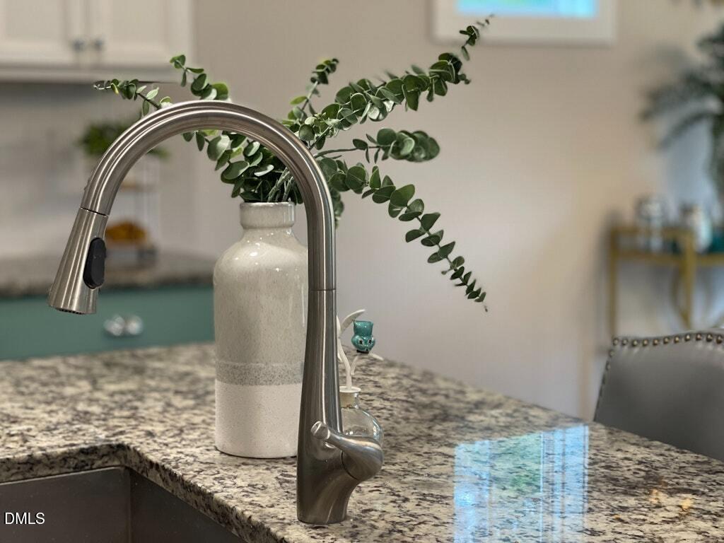 562 Beacon Ridge Boulevard