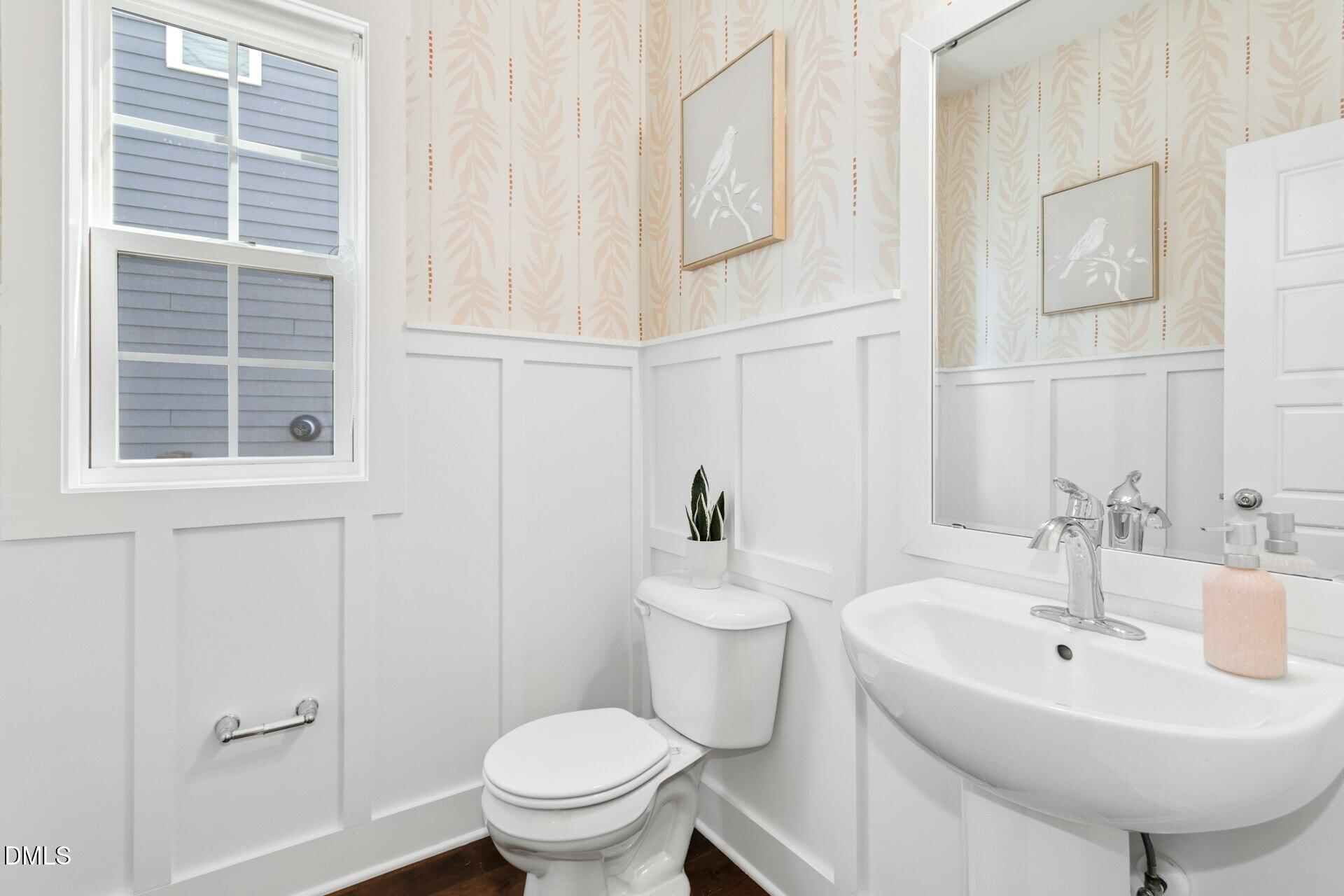 562 Beacon Ridge Boulevard