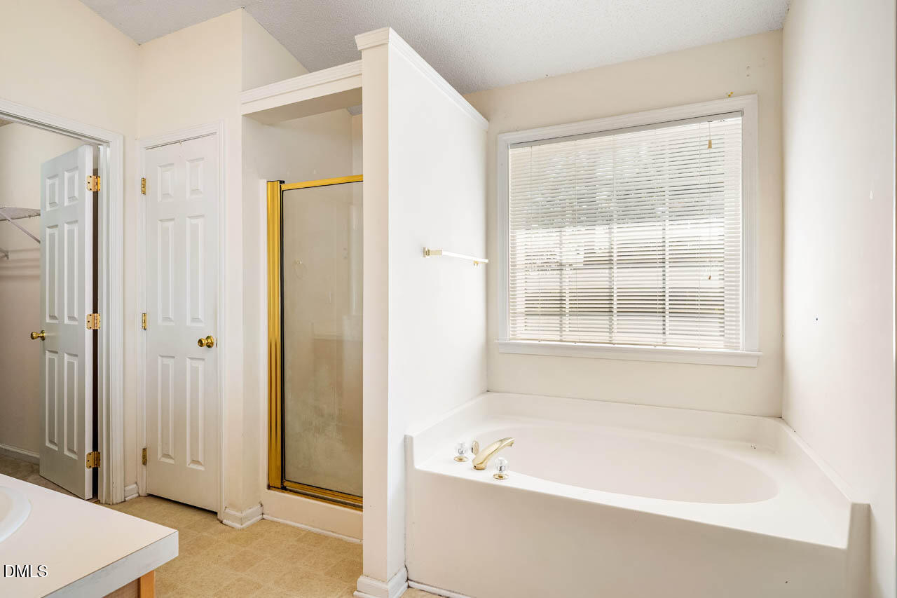 705 Averroe Drive, Apex