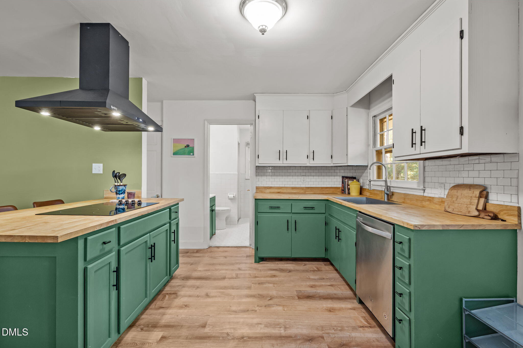 104 Sparkleberry Lane