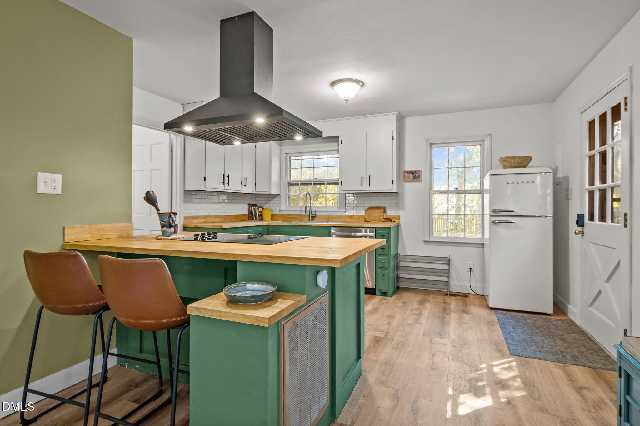 104 Sparkleberry Lane