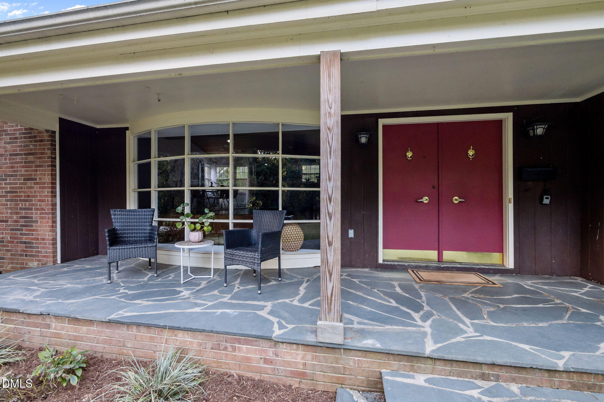 104 Sparkleberry Lane