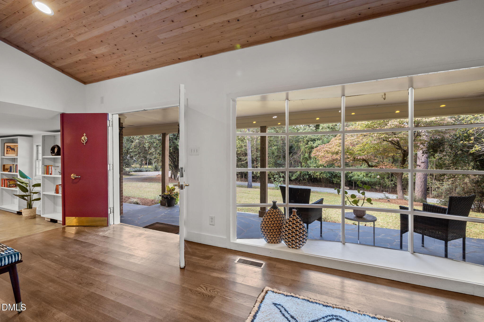 104 Sparkleberry Lane