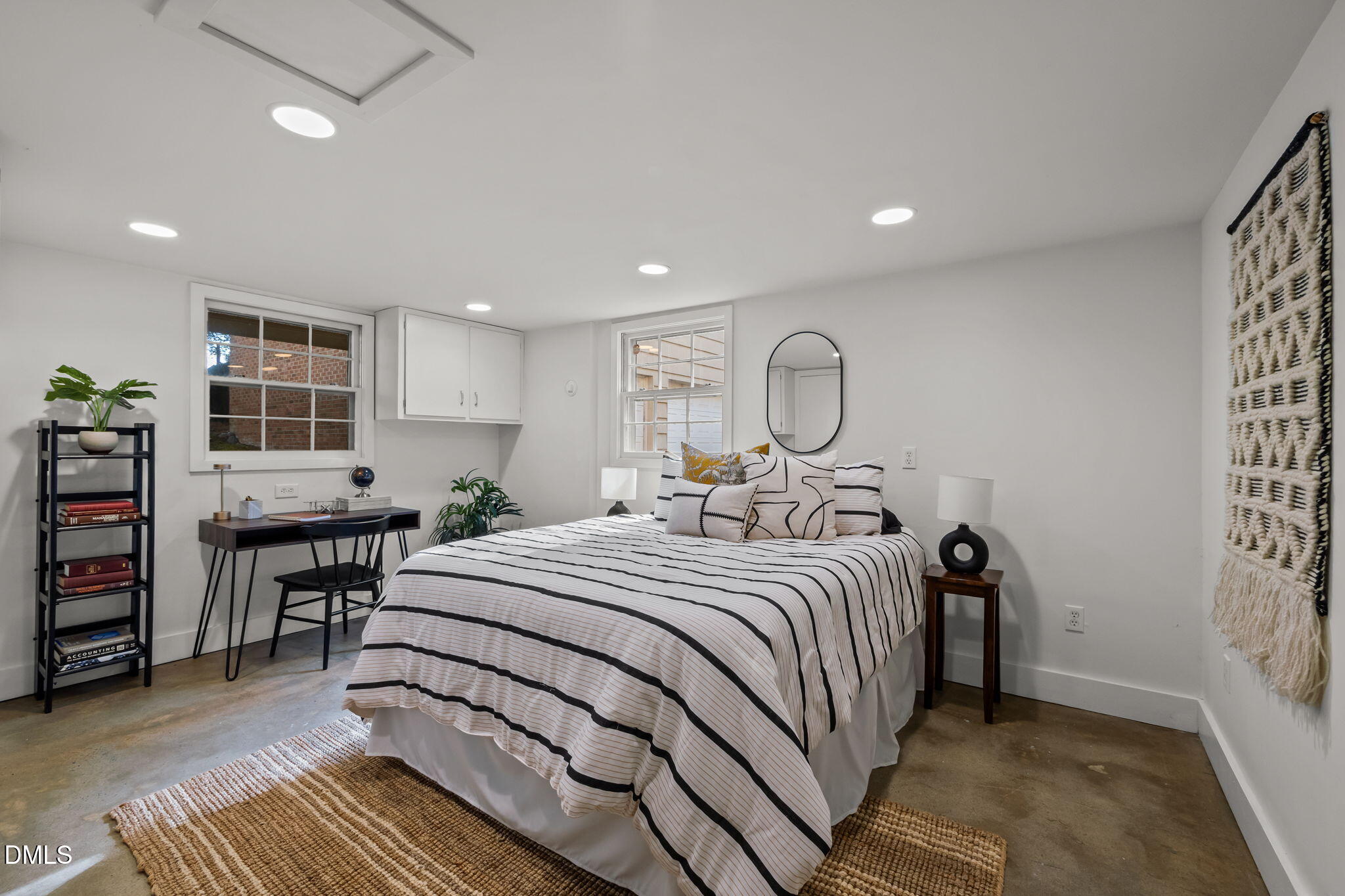 104 Sparkleberry Lane