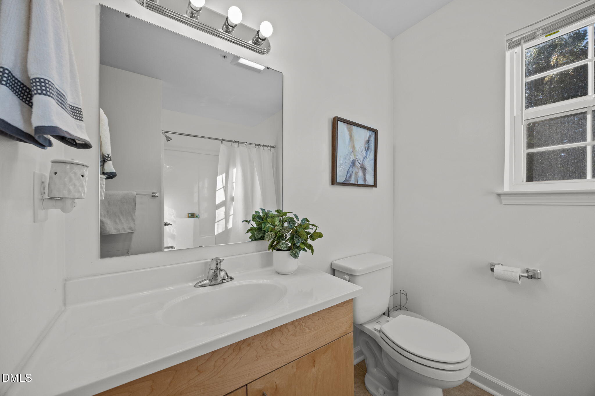 320 School House Road, Efland