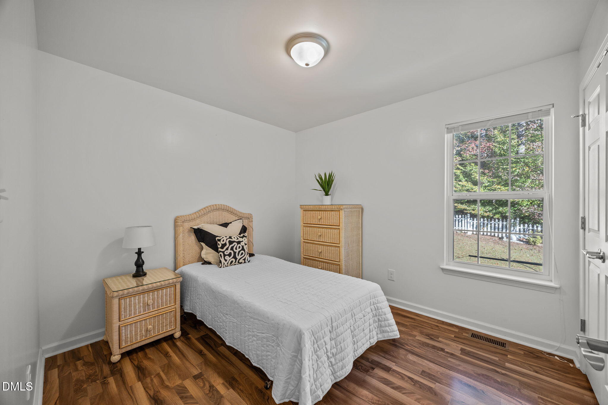 320 School House Road, Efland