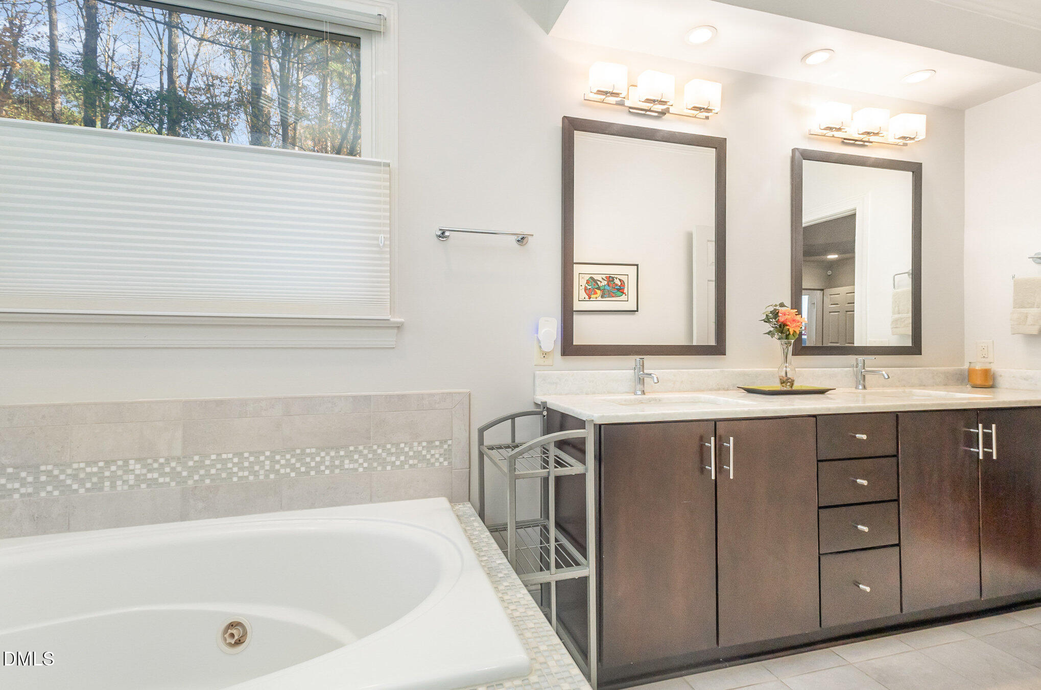 105 Great Oaks Place