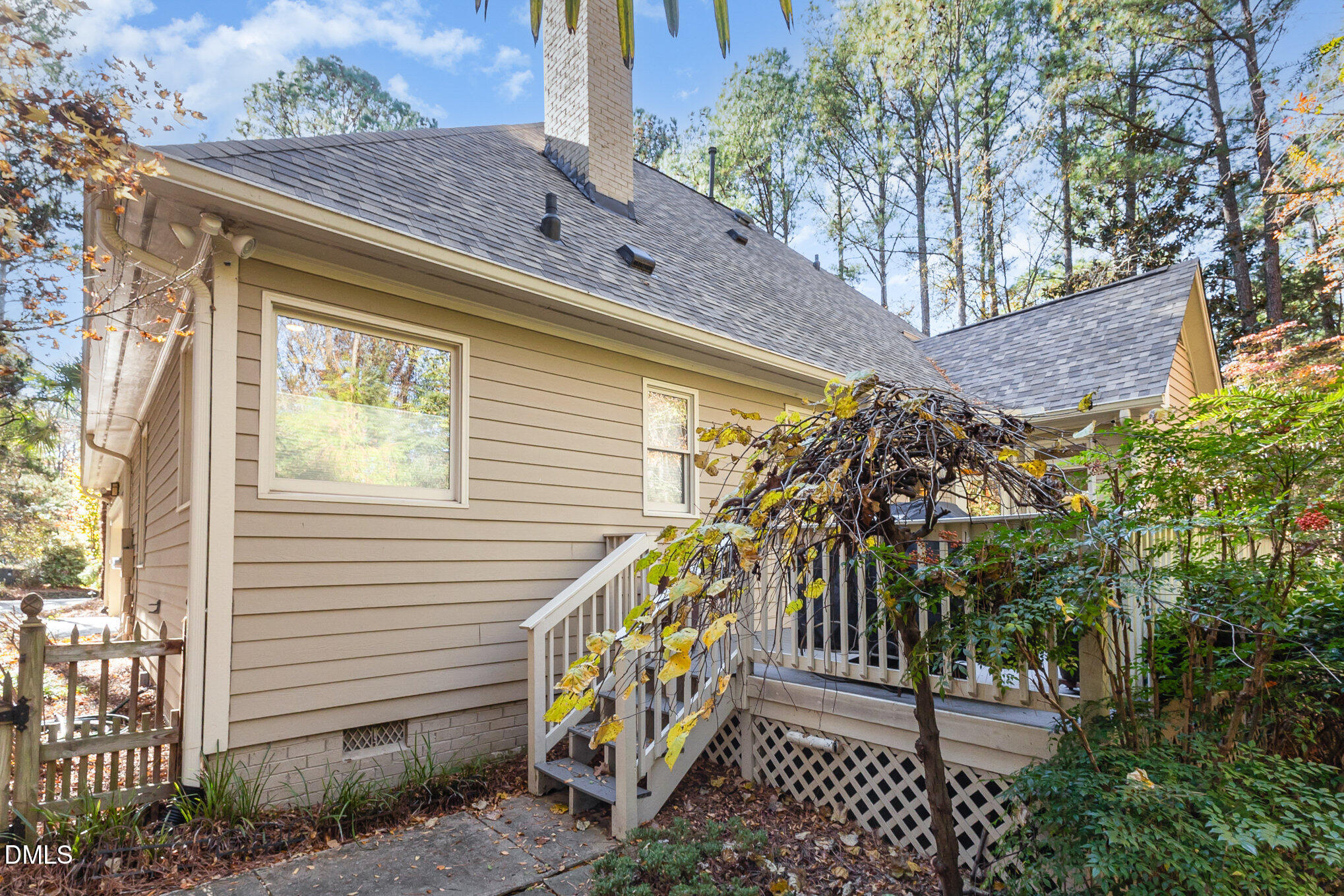 105 Great Oaks Place