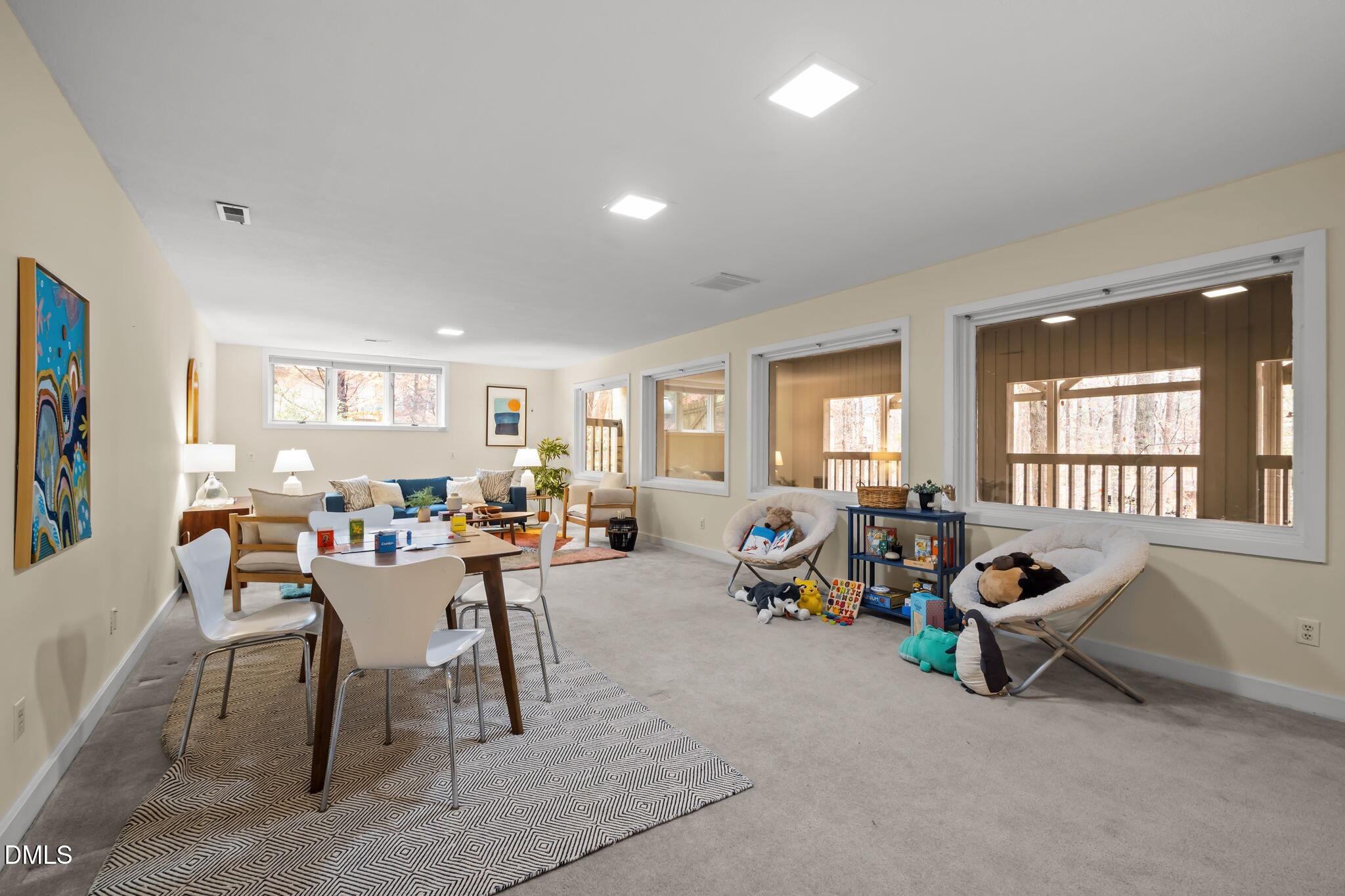 634 Kensington Drive