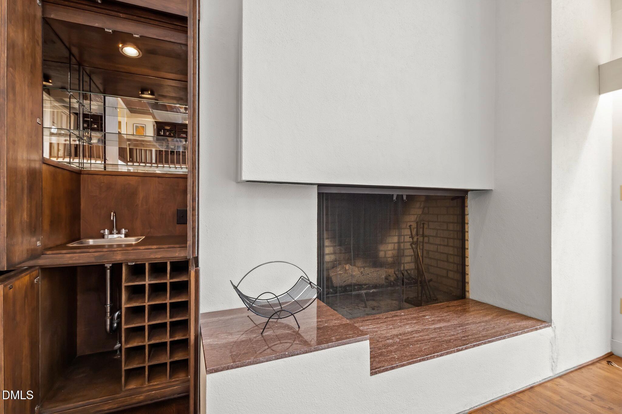 634 Kensington Drive