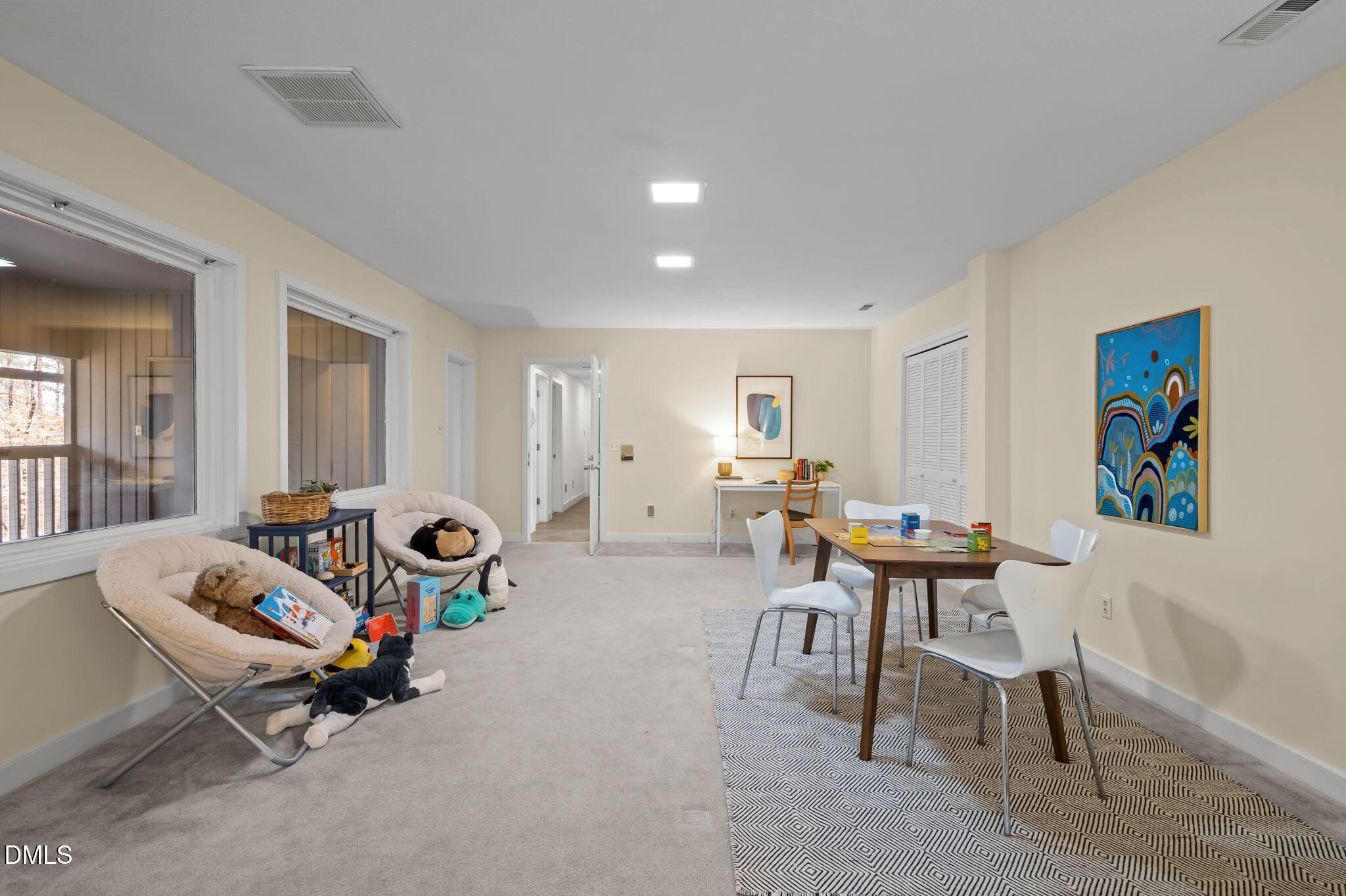 634 Kensington Drive