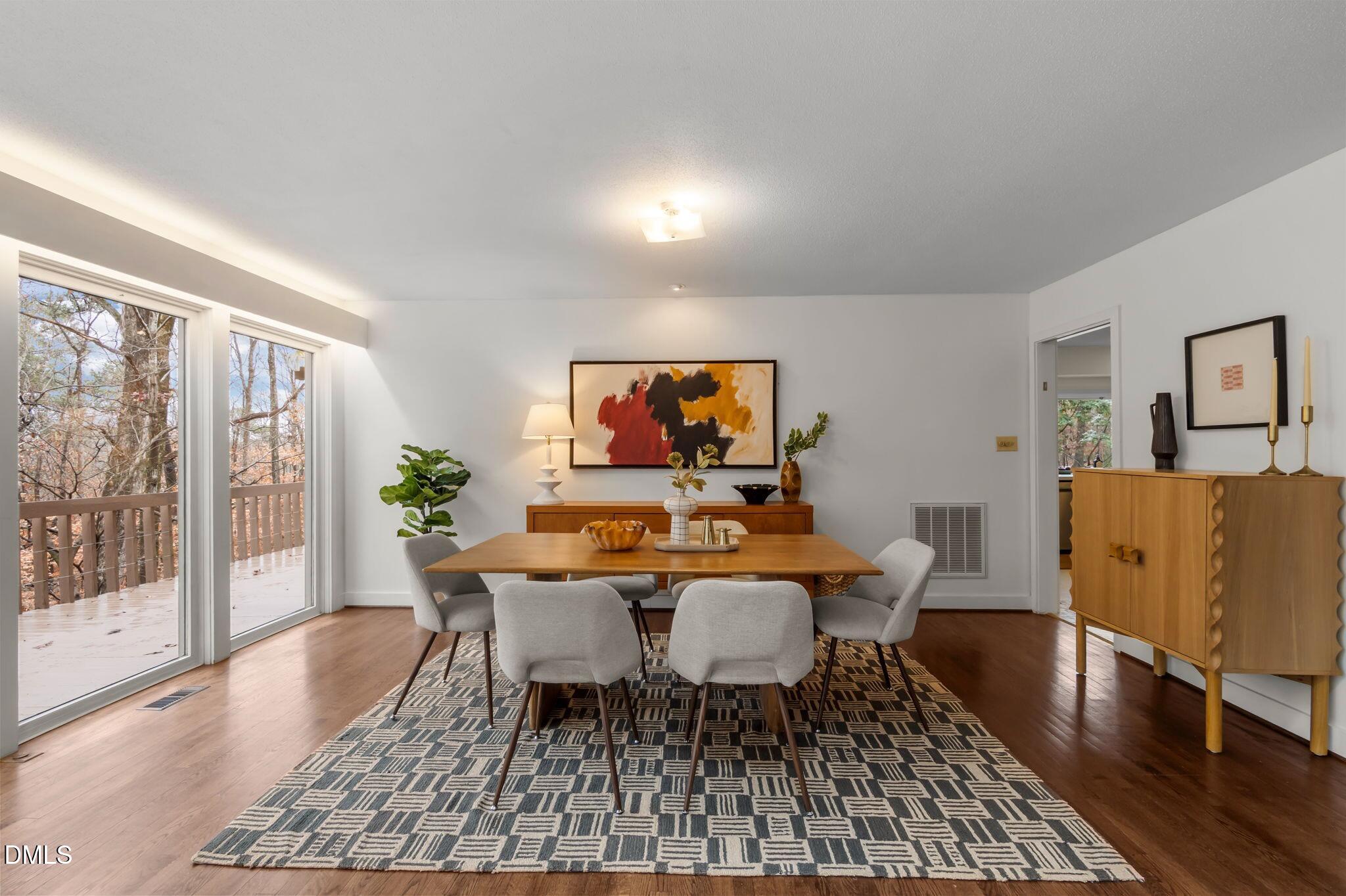 634 Kensington Drive