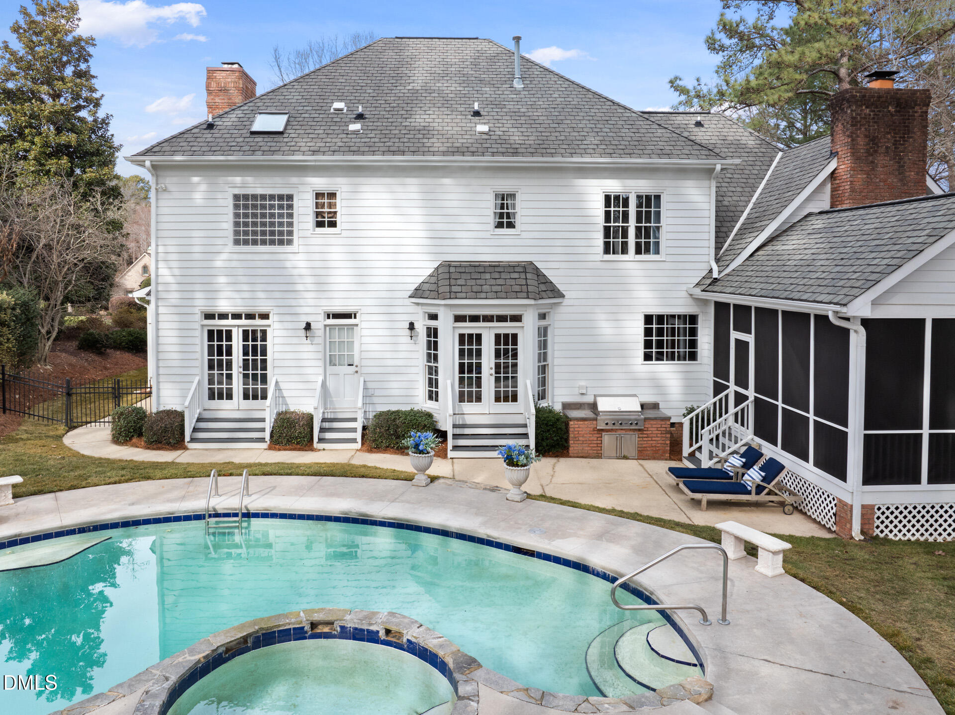 408 Hogans Valley Way