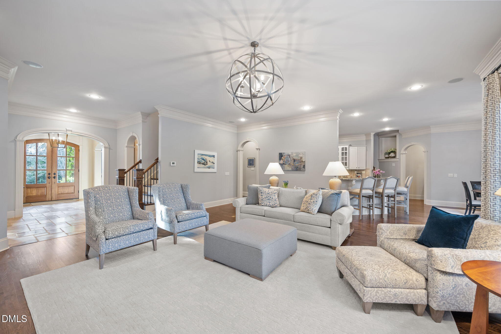 102 Michelangelo Way