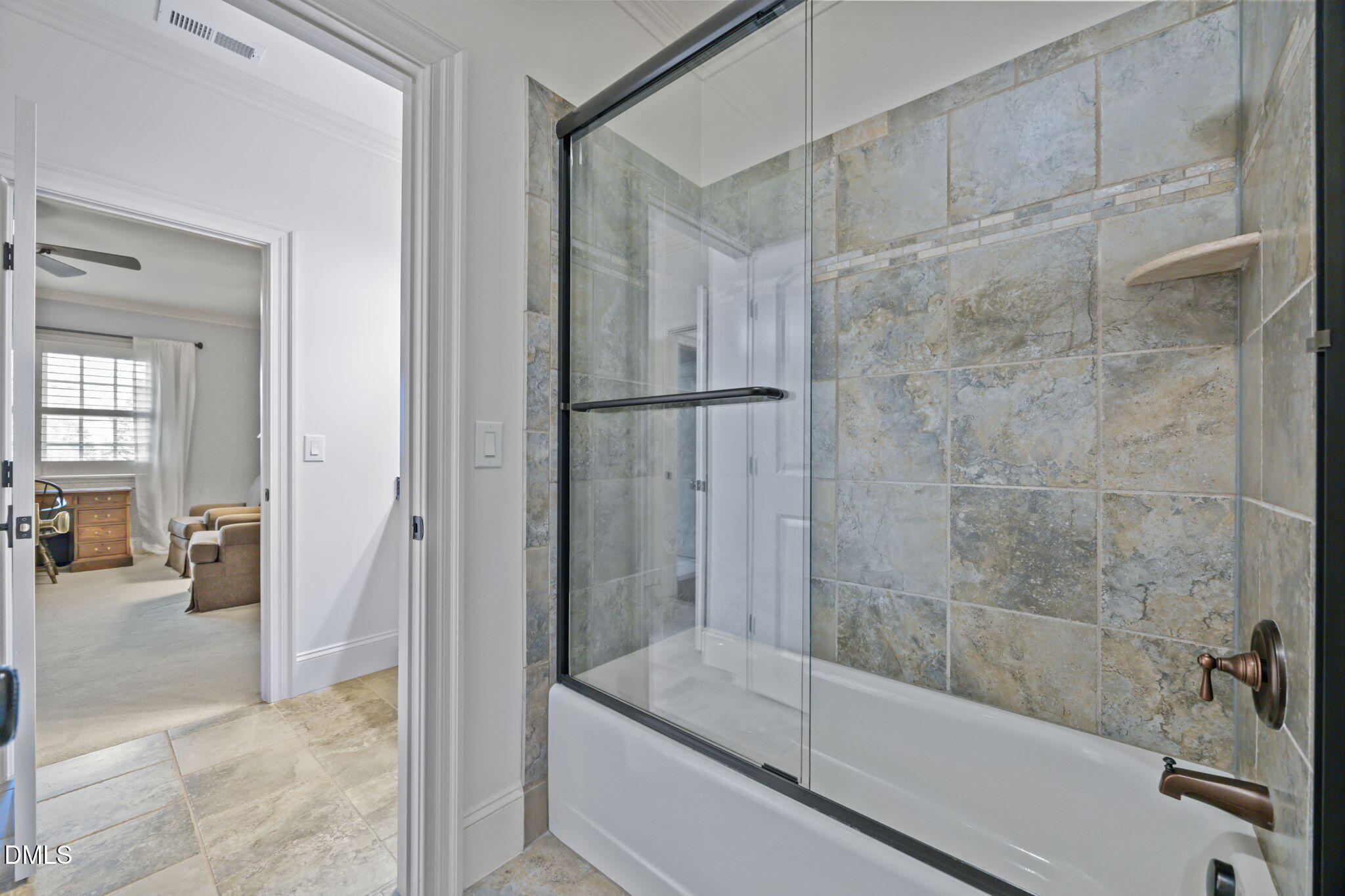 102 Michelangelo Way