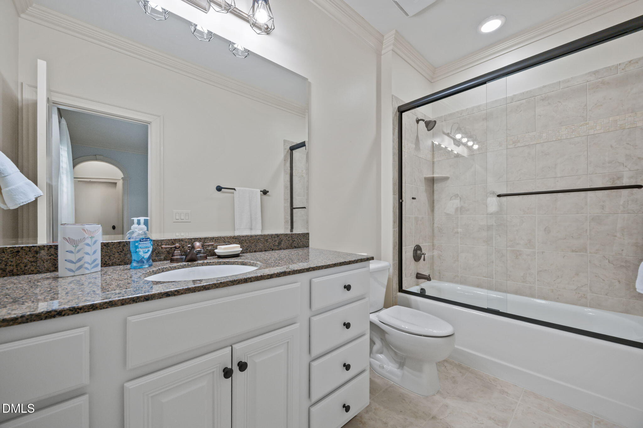 102 Michelangelo Way