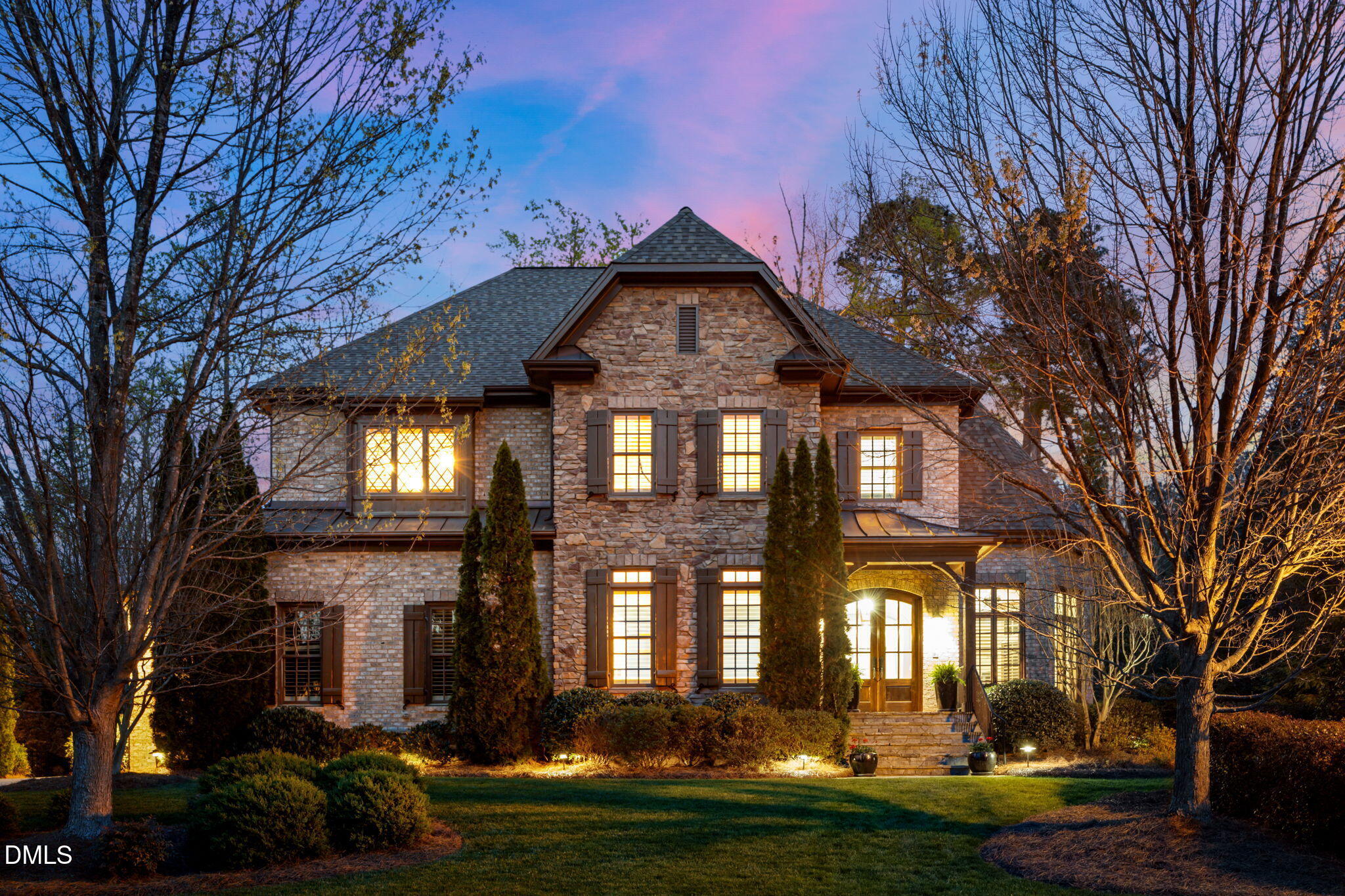 102 Michelangelo Way