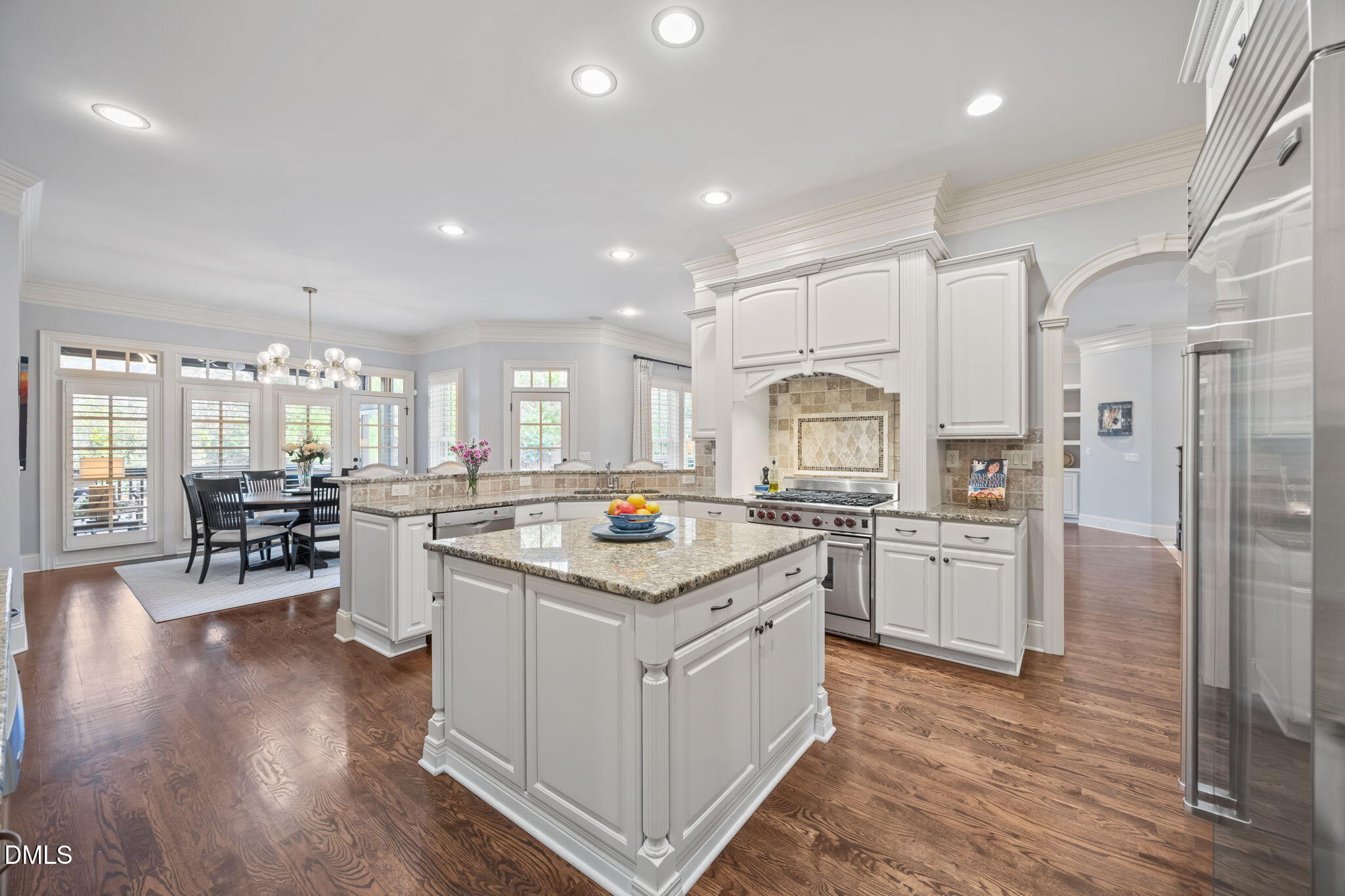 102 Michelangelo Way