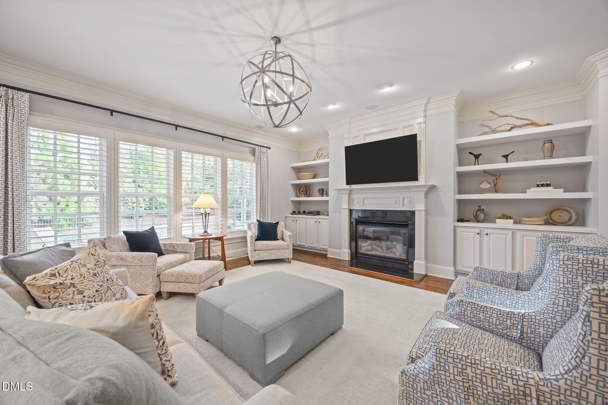 102 Michelangelo Way