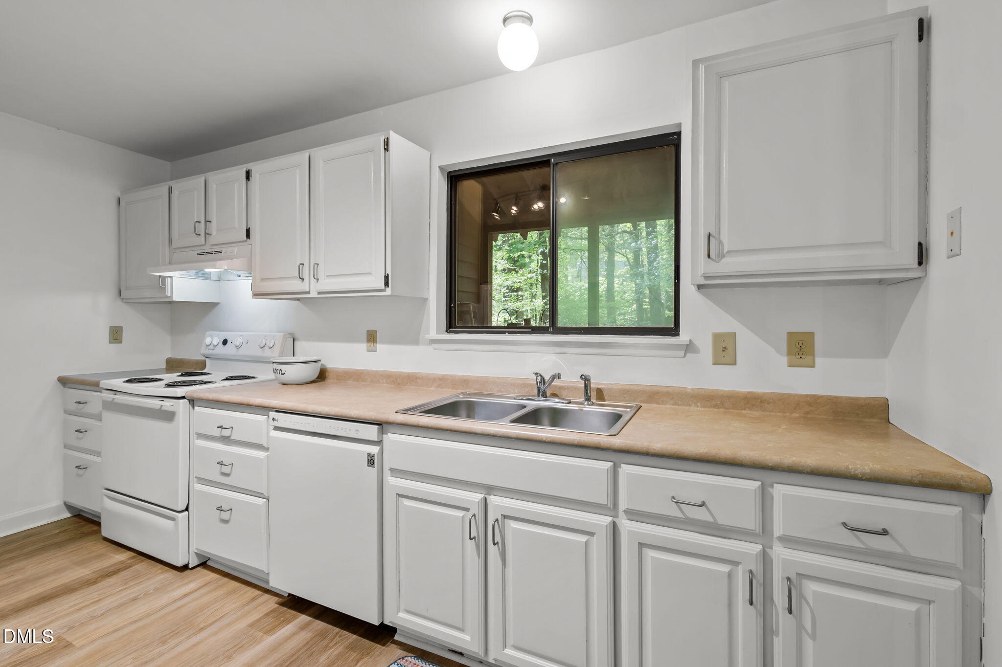 103 Hidden Valley Drive