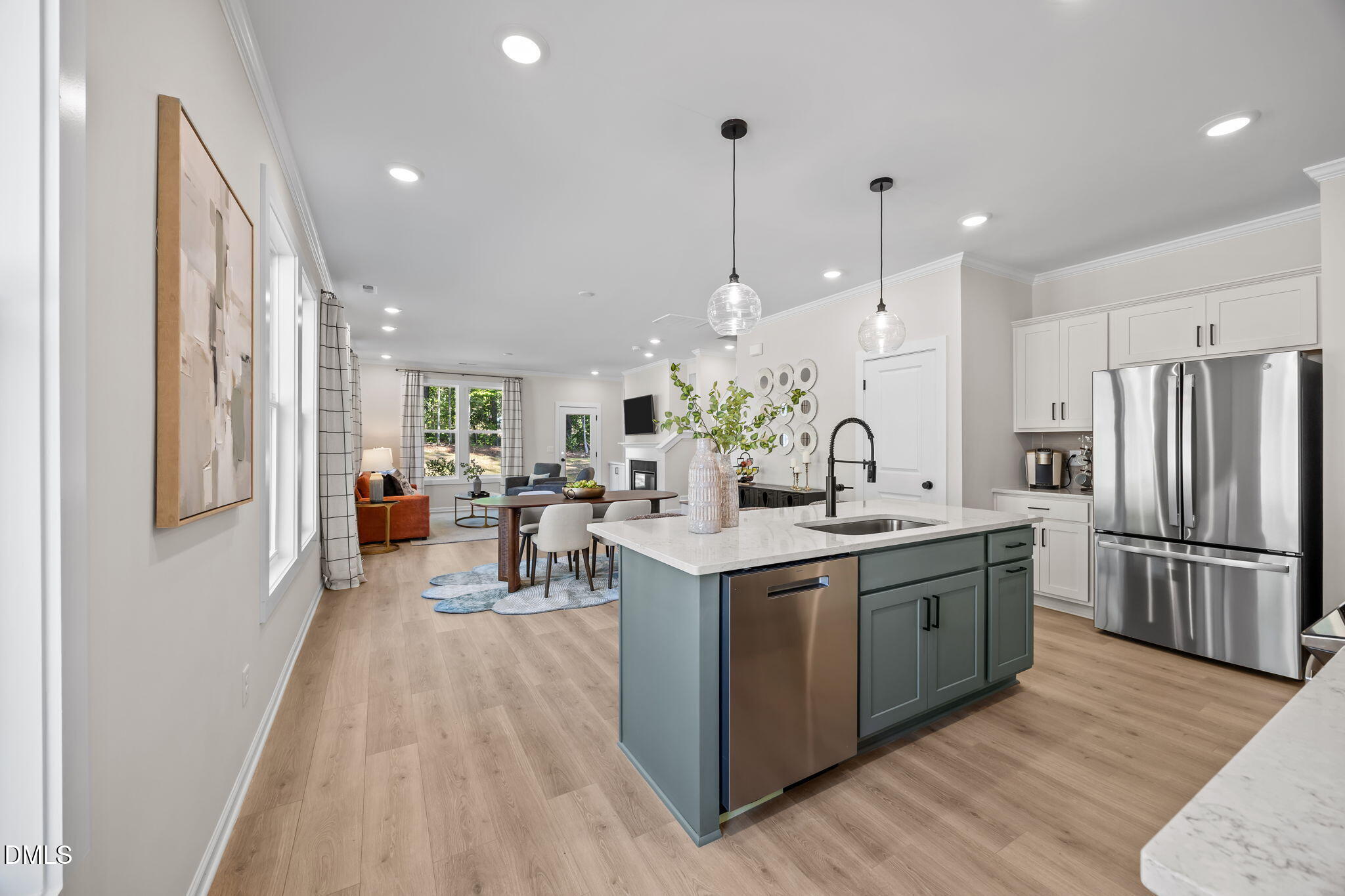 935 Selby Avenue