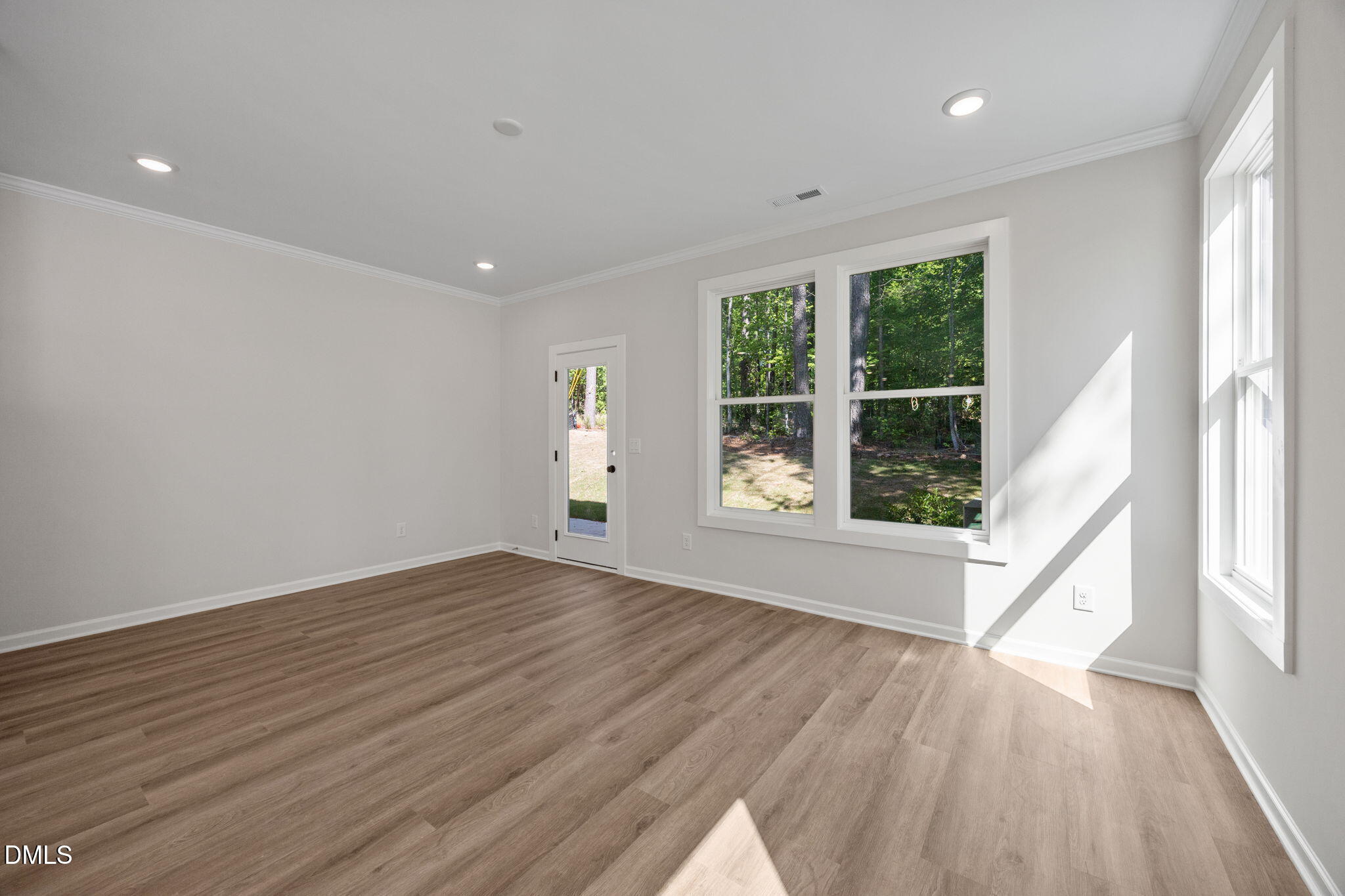 937 Selby Avenue