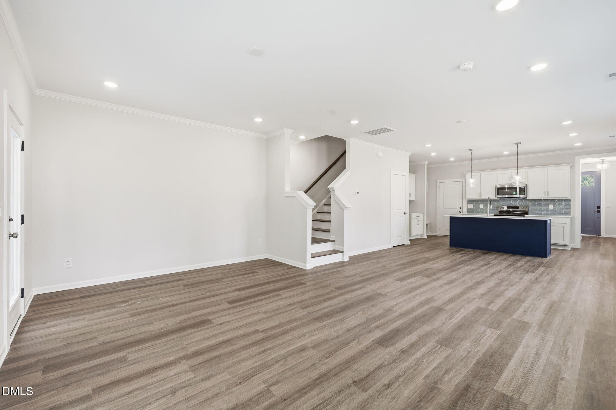 923 Selby Avenue