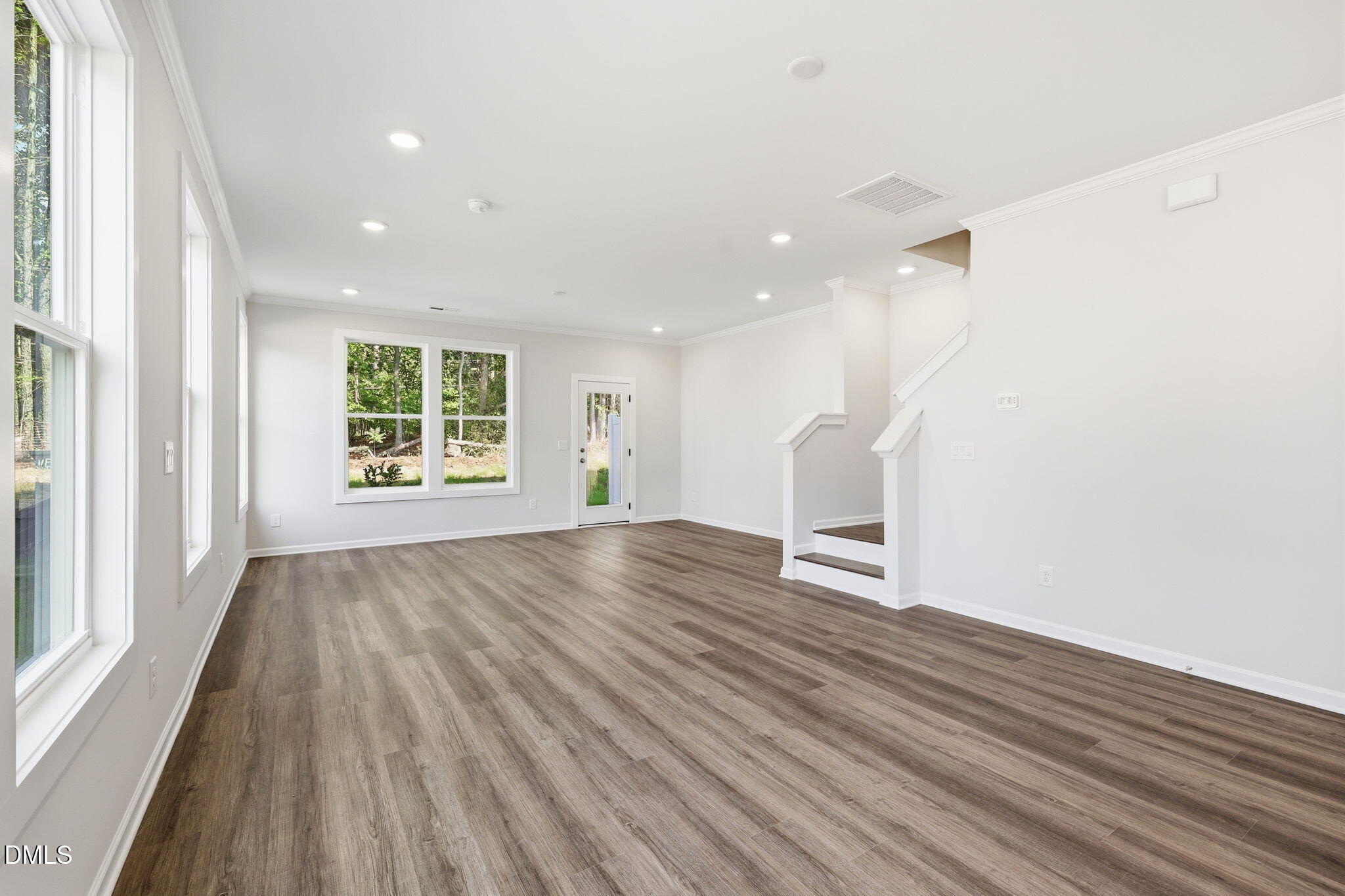 923 Selby Avenue