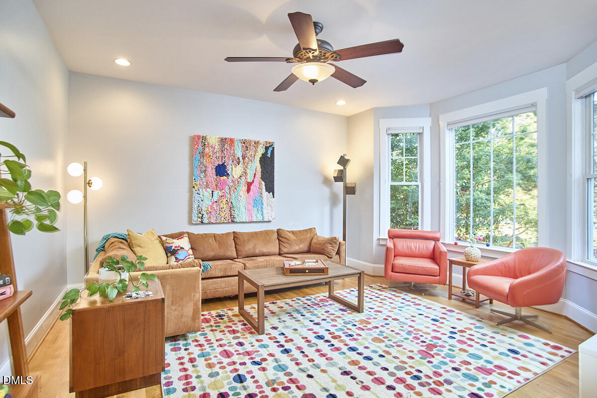 908 Hillsborough Road