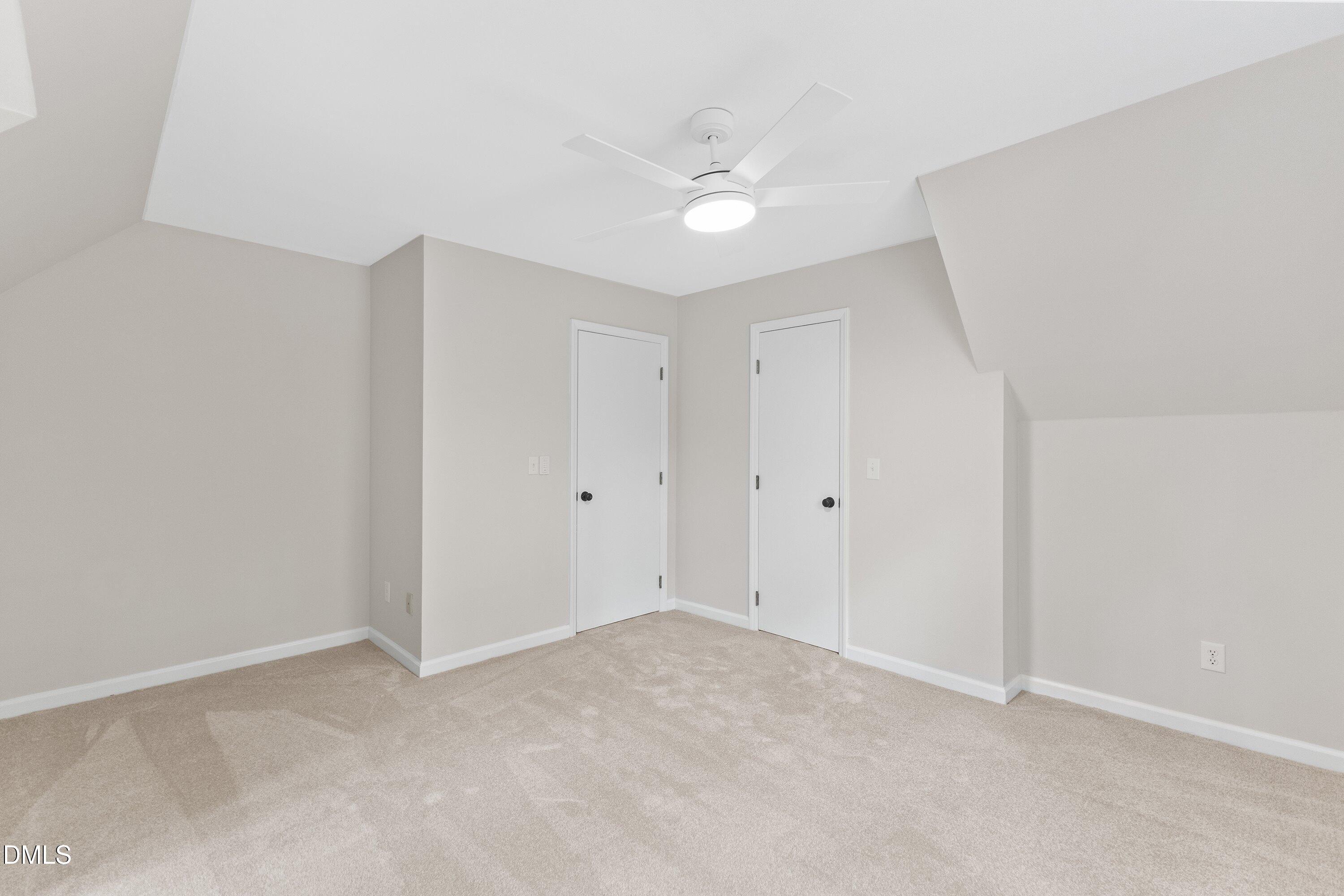 1412 Valley Run