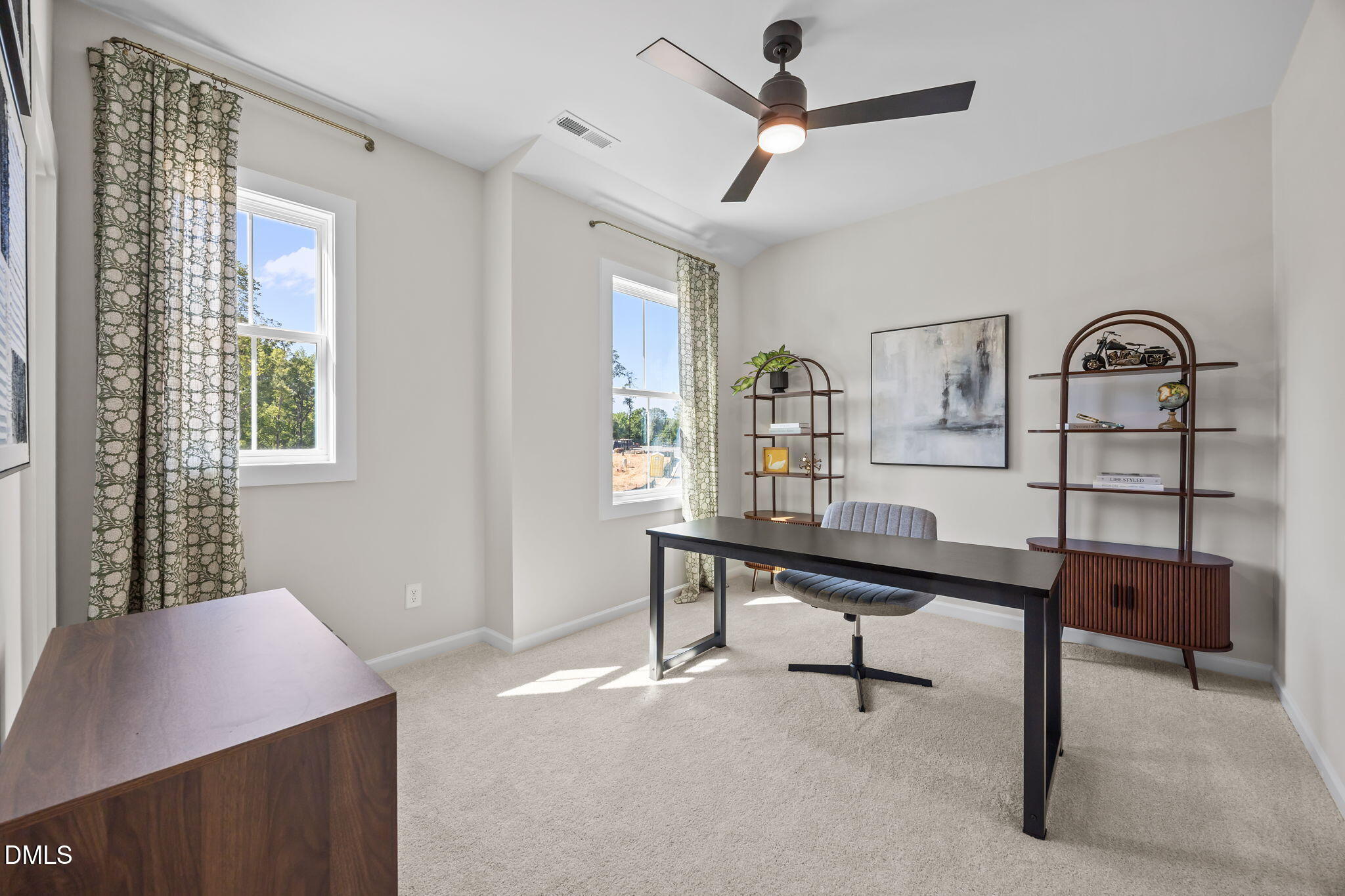 901 Selby Avenue