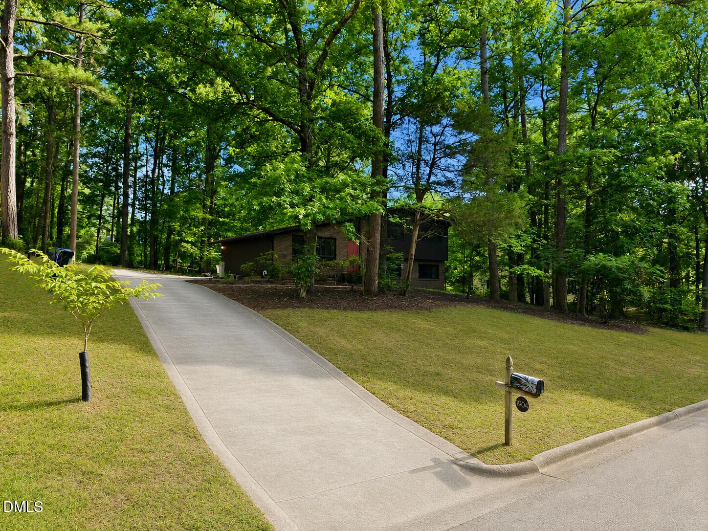 1904 Overland Drive