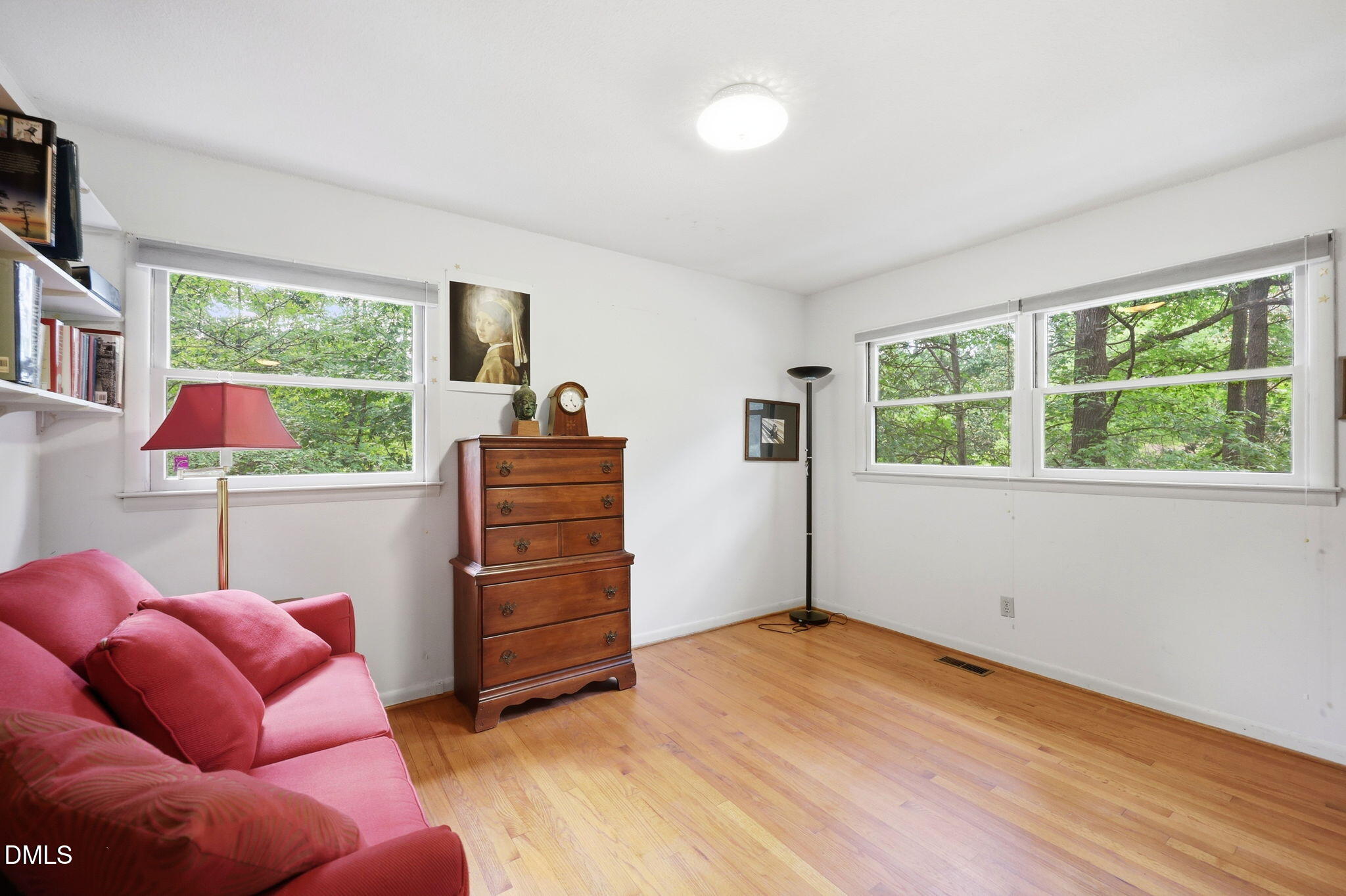 1904 Overland Drive