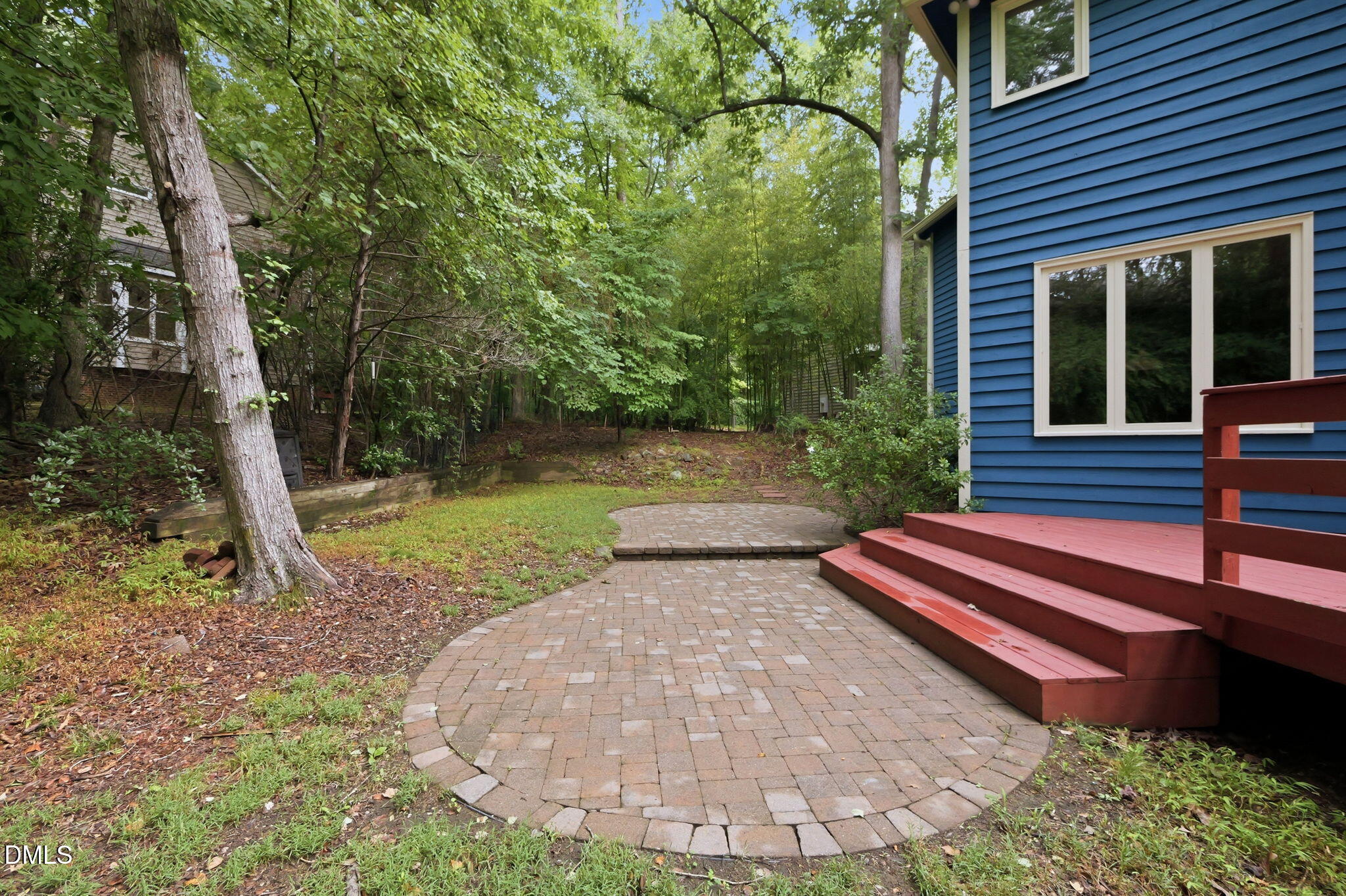 121 Waverly Forest Lane