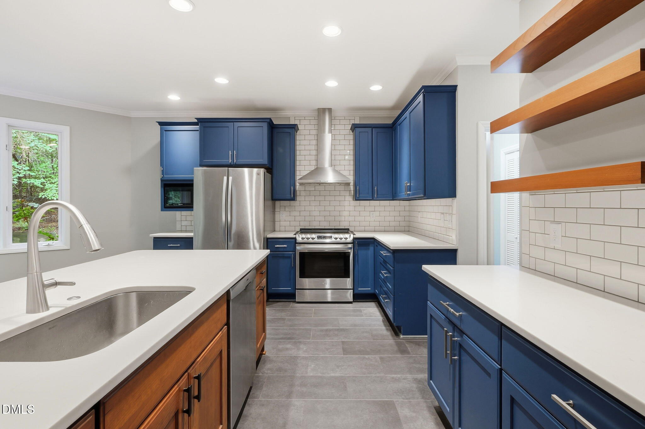 121 Waverly Forest Lane