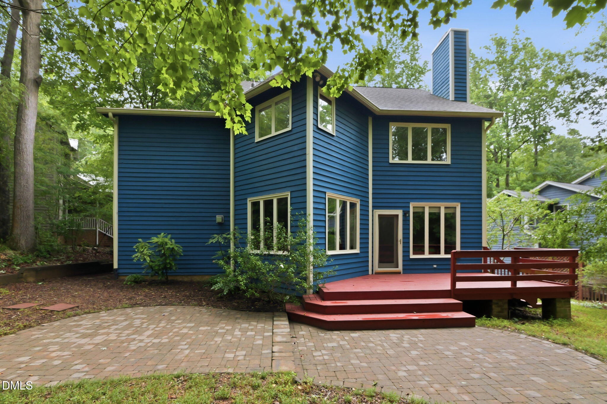 121 Waverly Forest Lane
