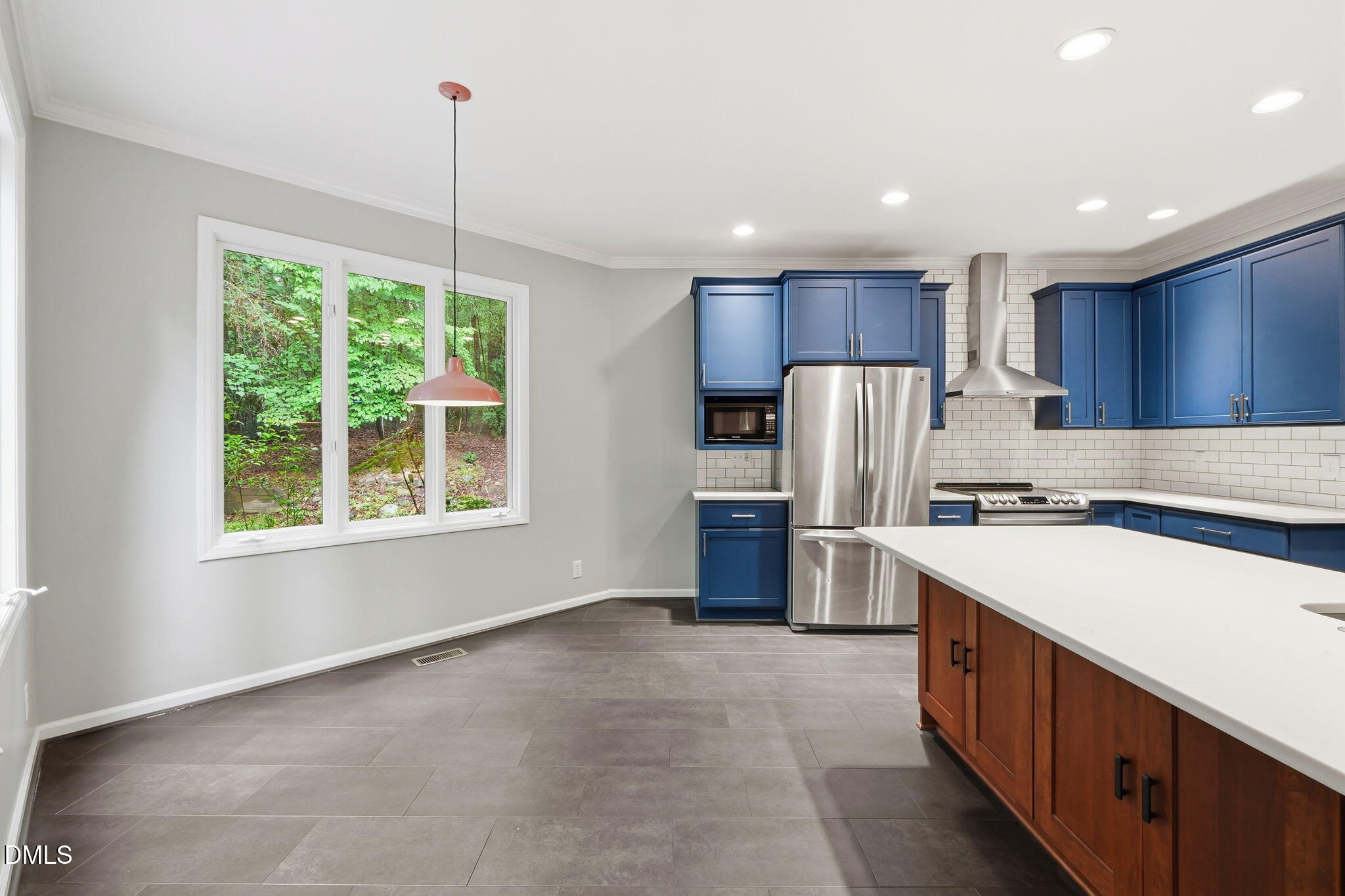 121 Waverly Forest Lane