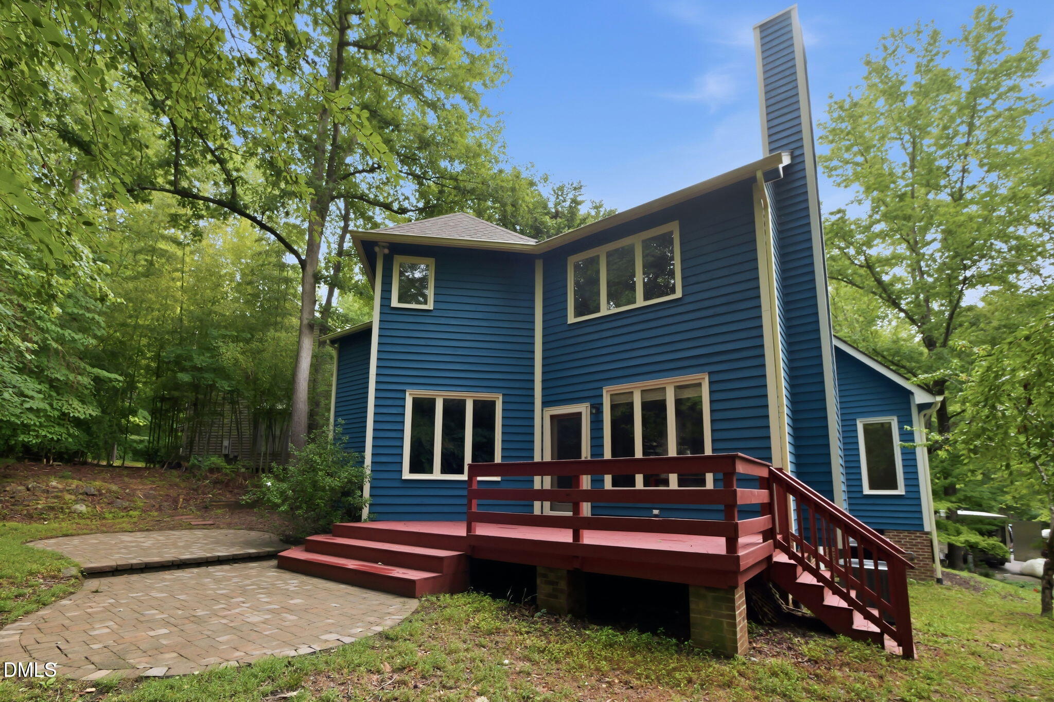121 Waverly Forest Lane
