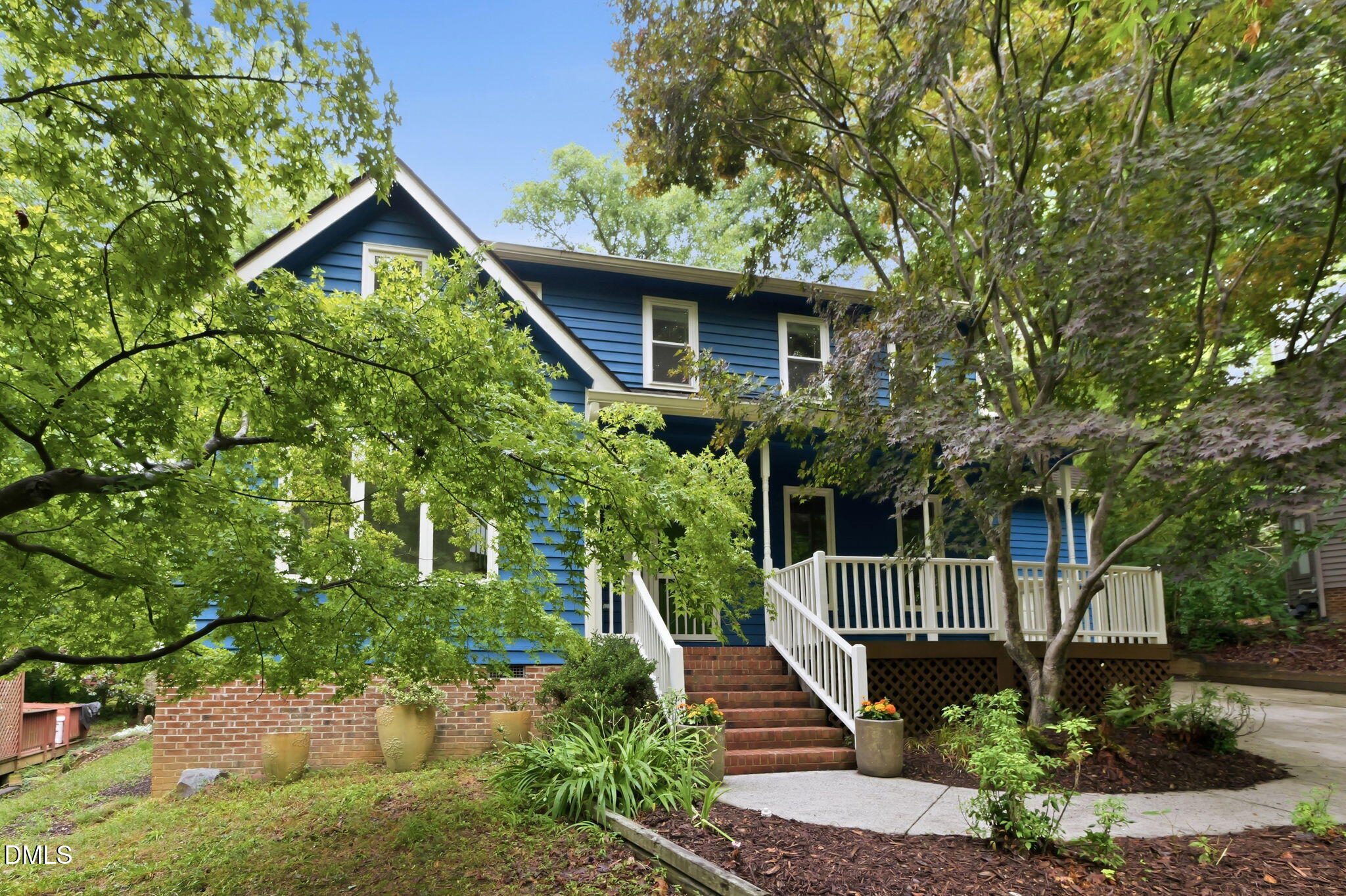 121 Waverly Forest Lane