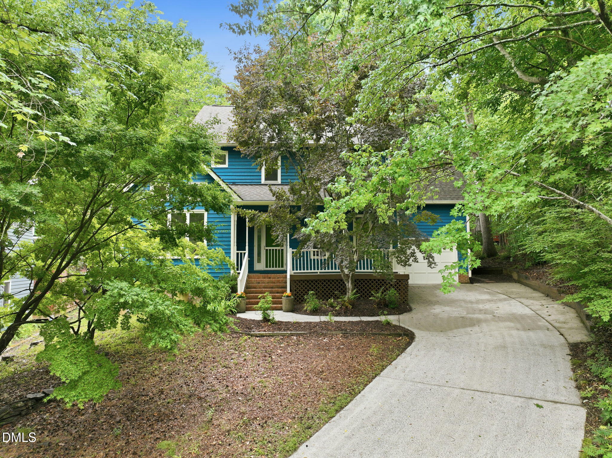 121 Waverly Forest Lane