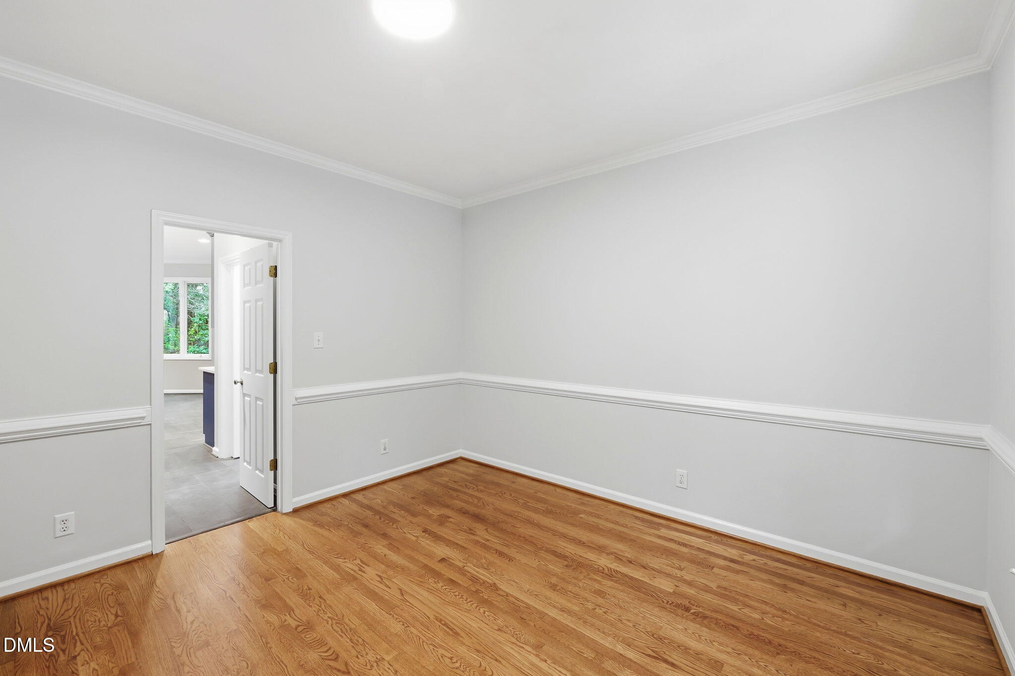 121 Waverly Forest Lane