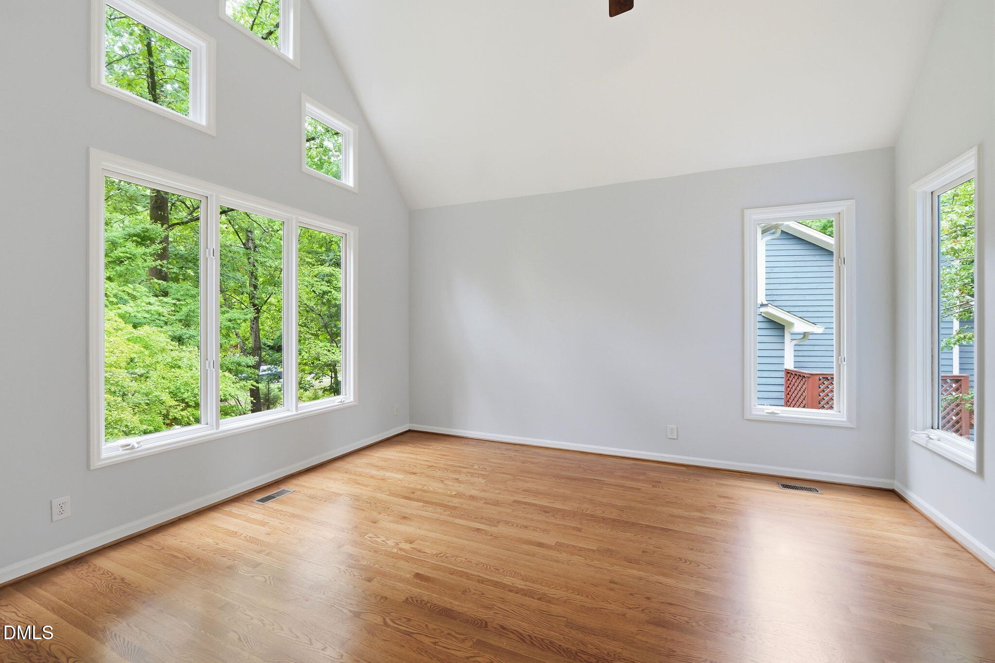 121 Waverly Forest Lane