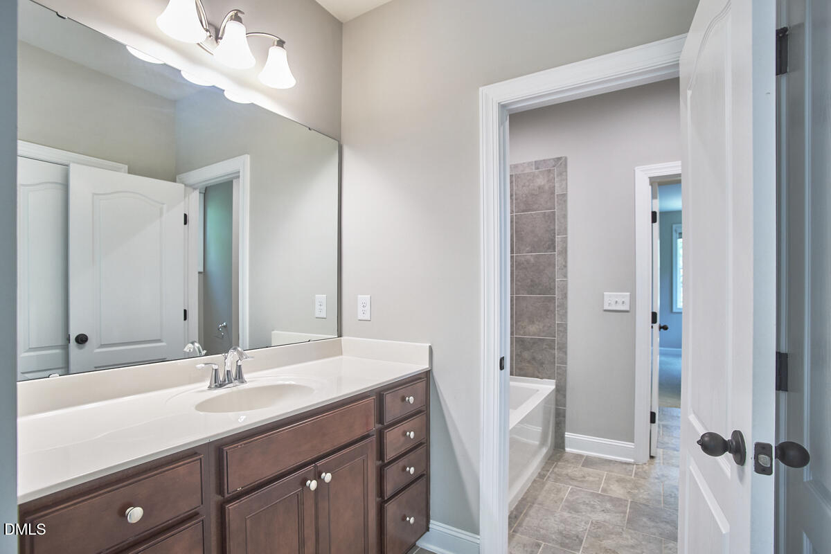 3828 Hickory Manor Drive
