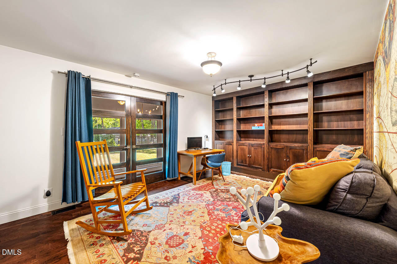 606 Greentree Drive