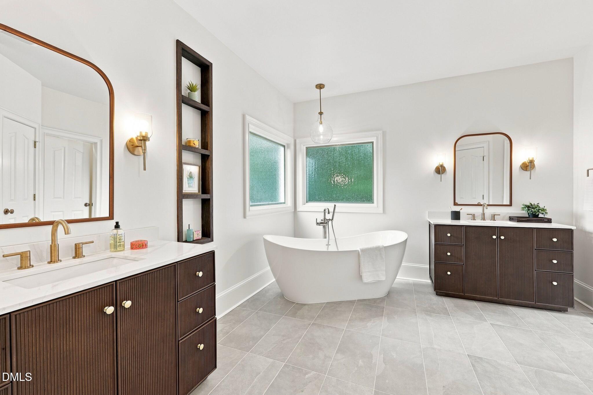 535 Mountain Laurel