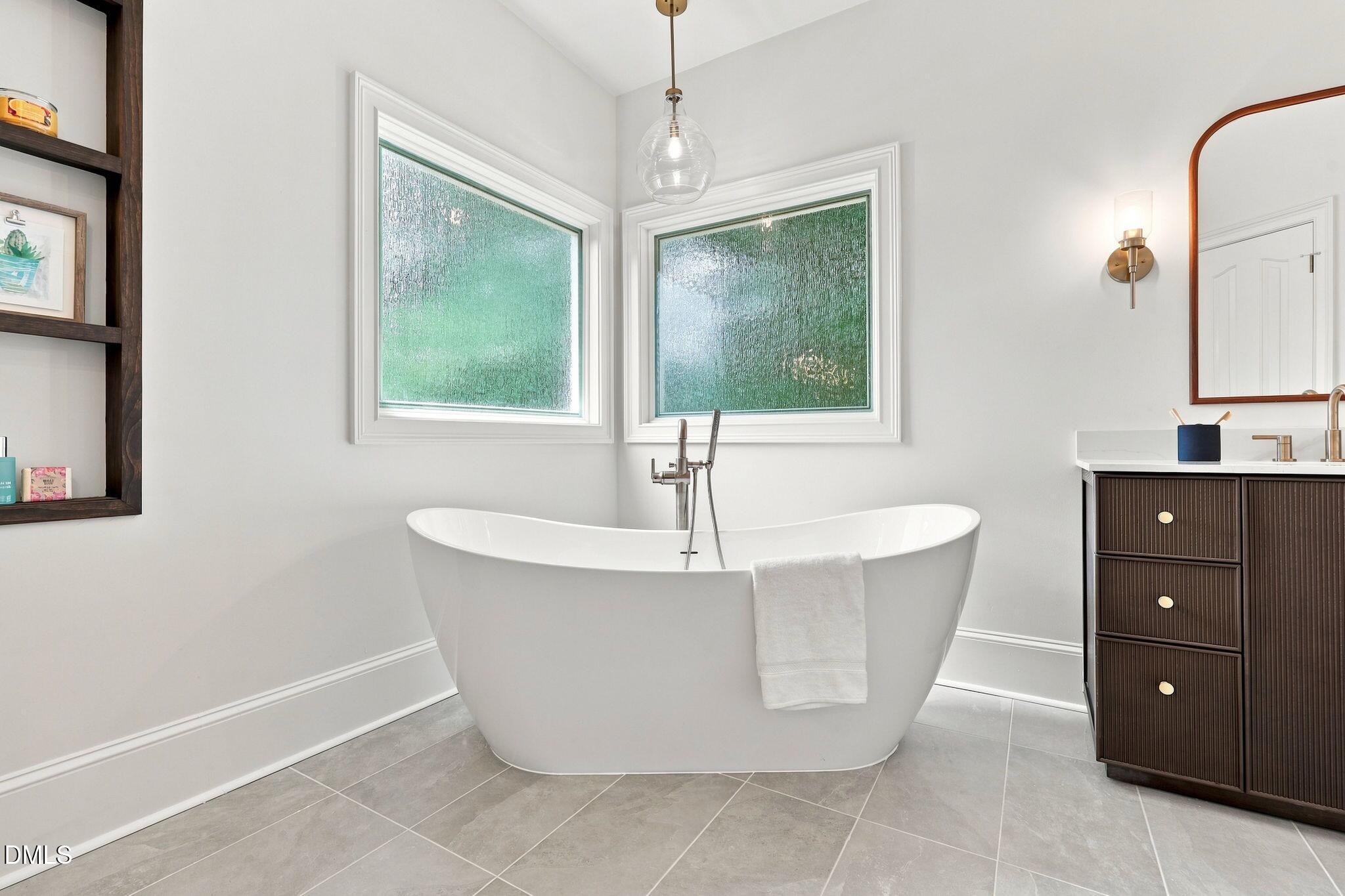 535 Mountain Laurel