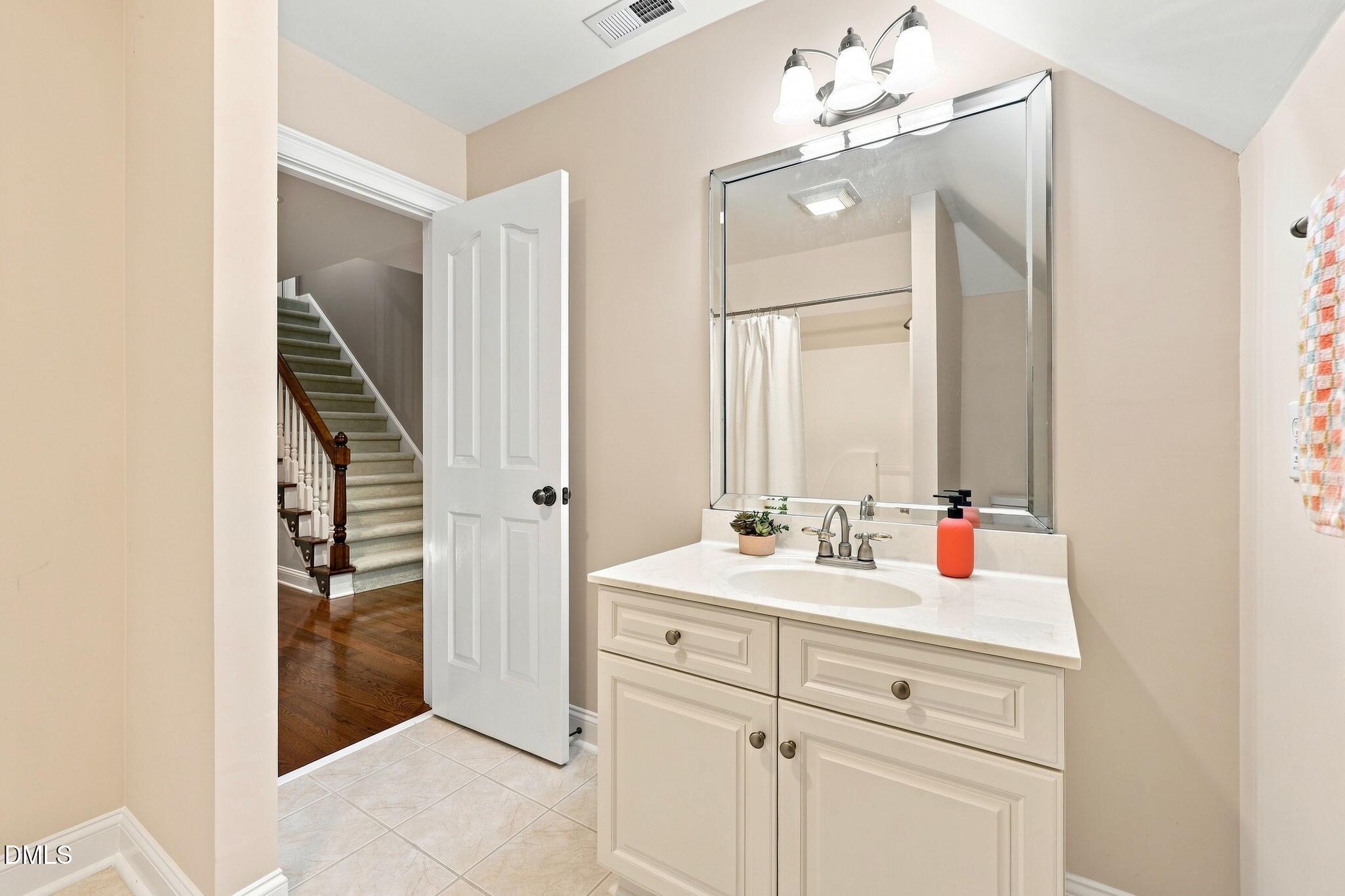 535 Mountain Laurel